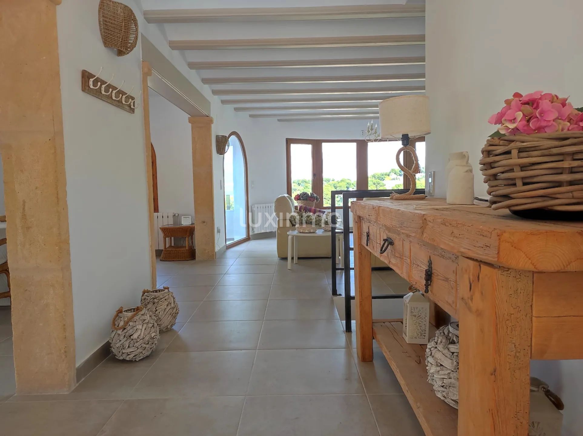 Wonderful villa with swimming pool and views for rent in Jávea — photo 3