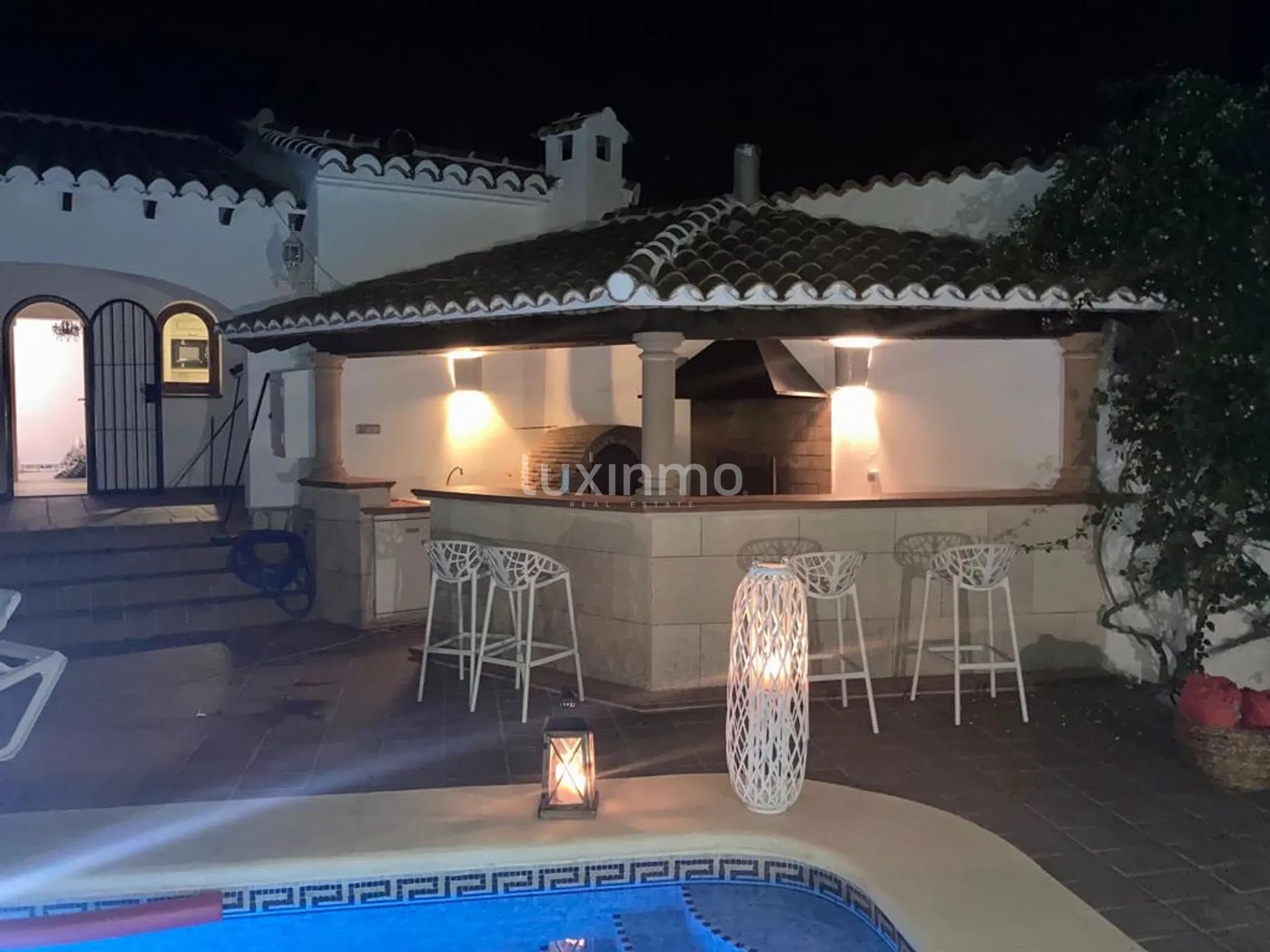 Wonderful villa with swimming pool and views for rent in Jávea — photo 22