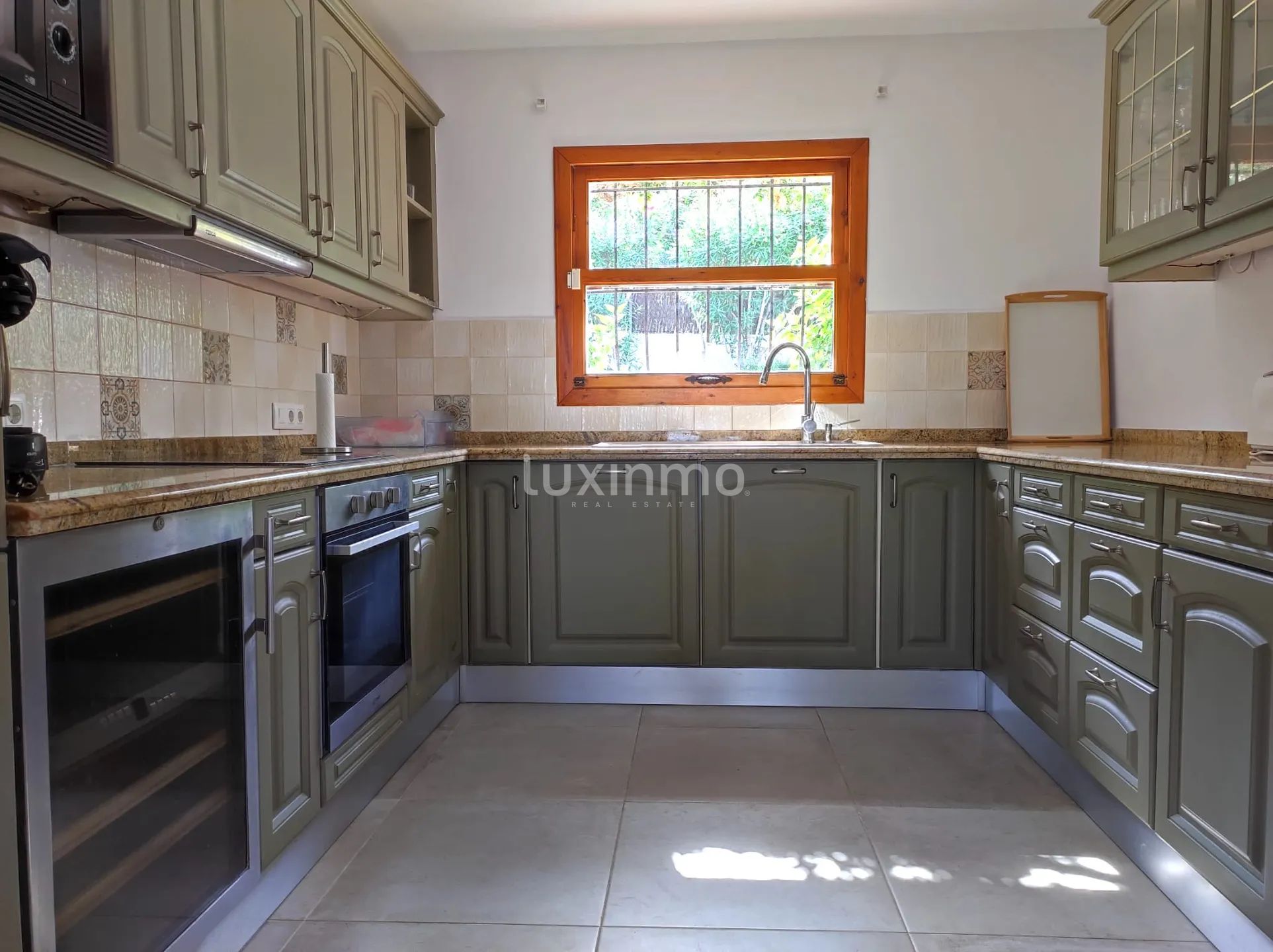 Wonderful villa with swimming pool and views for rent in Jávea — photo 5