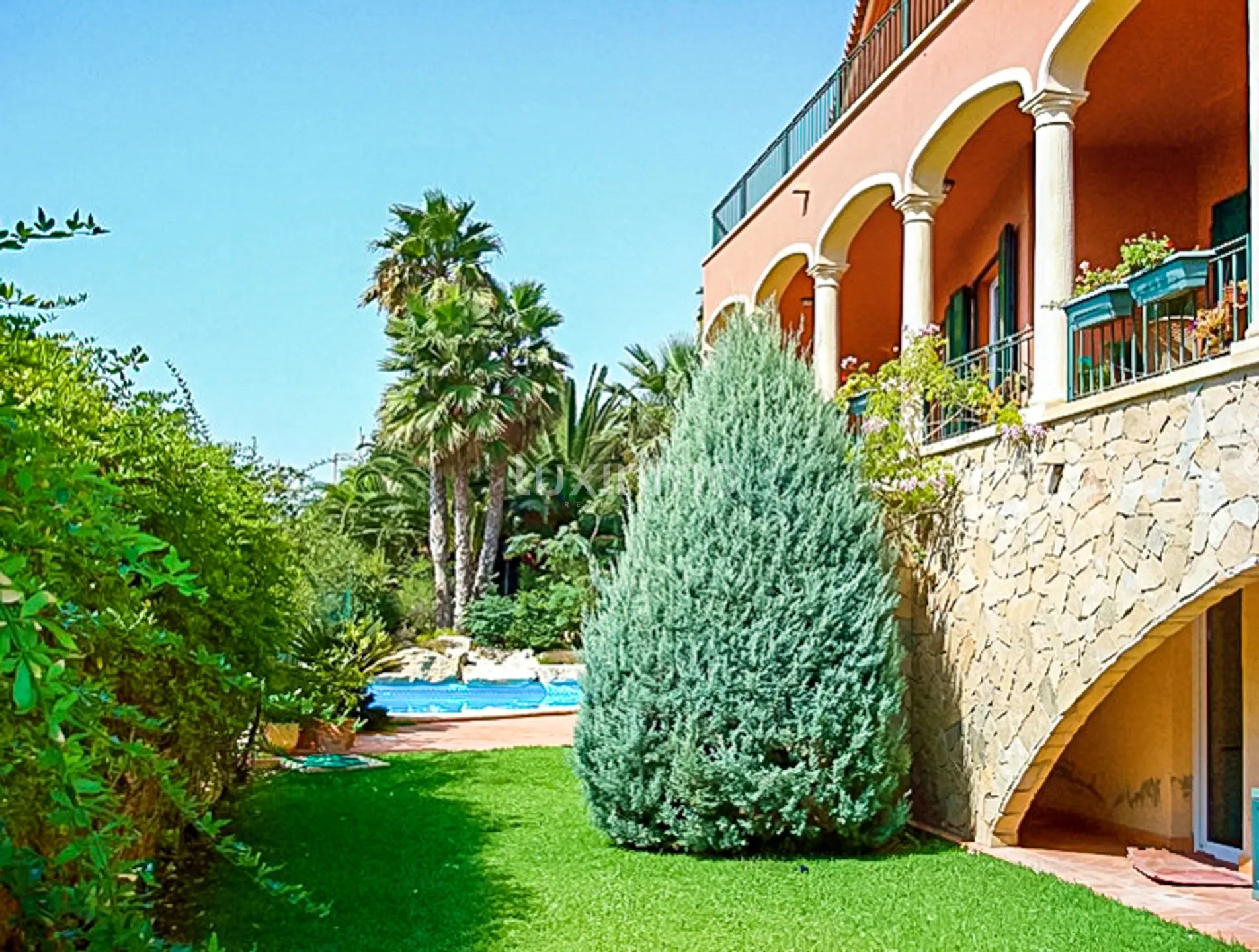 Exclusive Colonial Style Villa in Cabo de las Huertas — photo 17