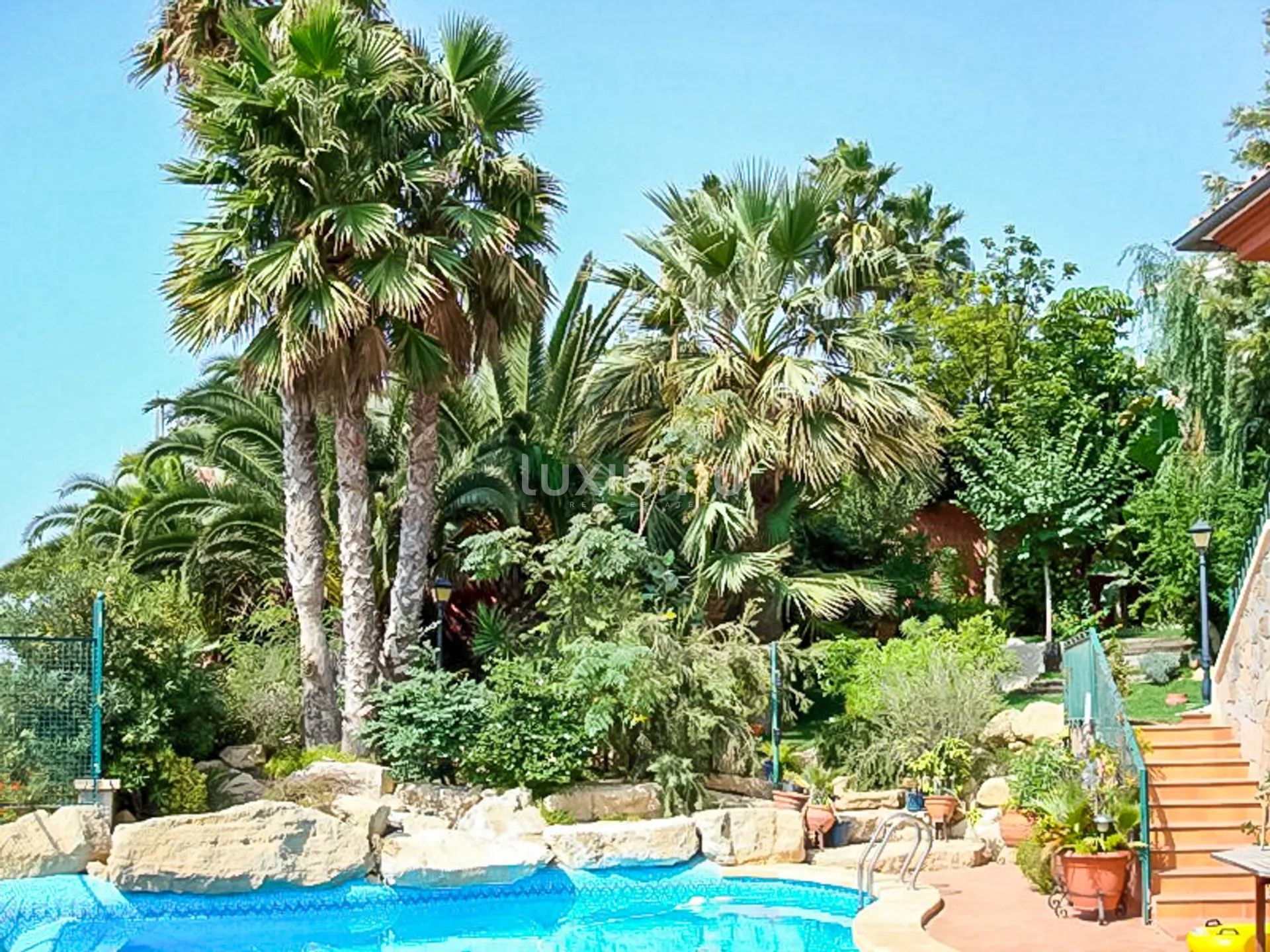 Exclusive Colonial Style Villa in Cabo de las Huertas — photo 16