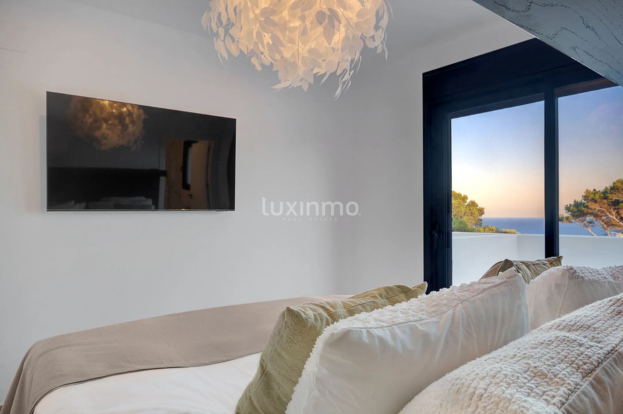 Modern villa in Javea with views of the Mediterranean Sea — photo 20