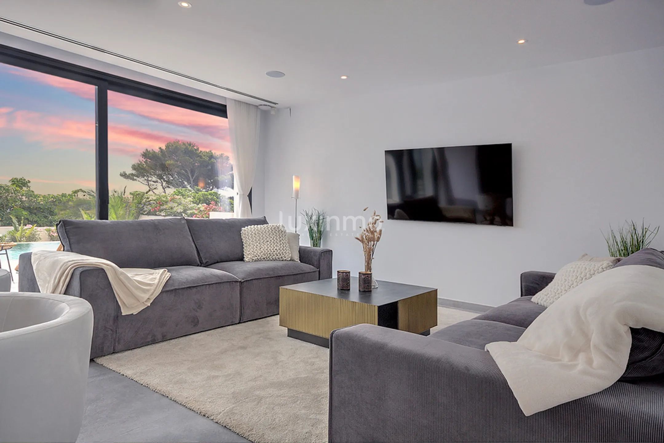 Modern villa in Javea with views of the Mediterranean Sea — photo 12