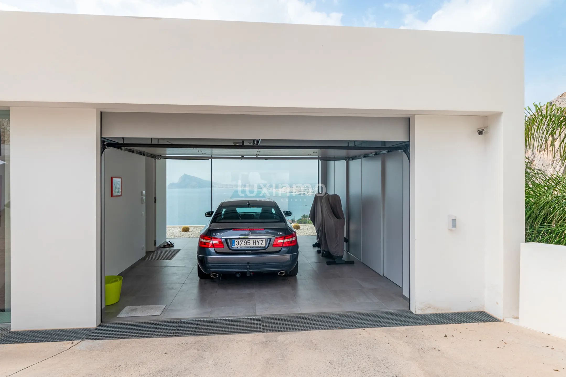 Moderna villa de lujo de nueva construcción en Mascarat con excepcionales vistas al mar y privacidad — photo 40