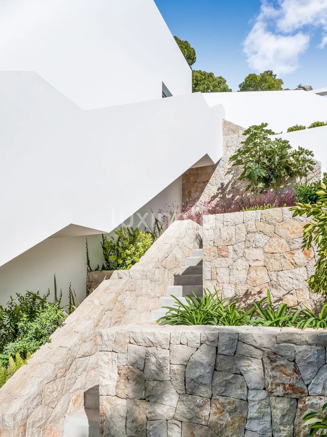 Moderna villa de lujo de nueva construcción en Mascarat con excepcionales vistas al mar y privacidad — photo 13