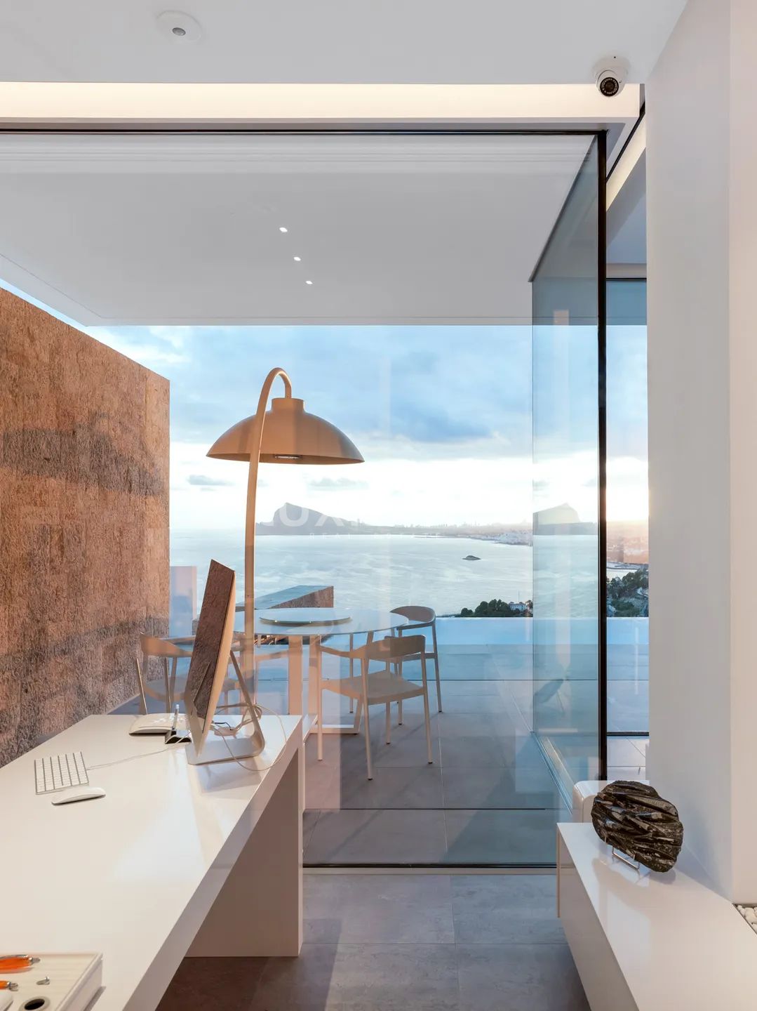 Moderna villa de lujo de nueva construcción en Mascarat con excepcionales vistas al mar y privacidad — photo 31