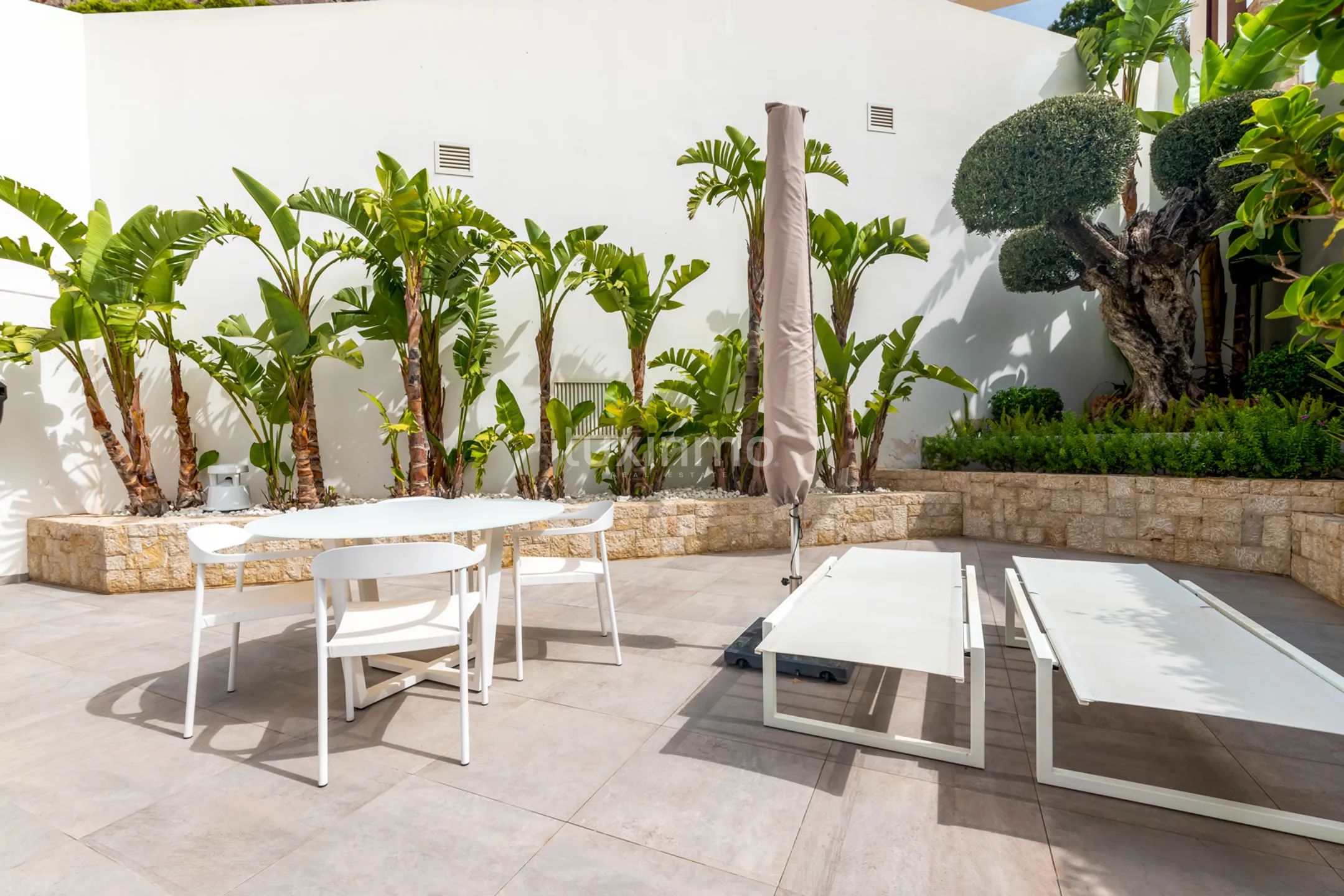 Moderna villa de lujo de nueva construcción en Mascarat con excepcionales vistas al mar y privacidad — photo 35