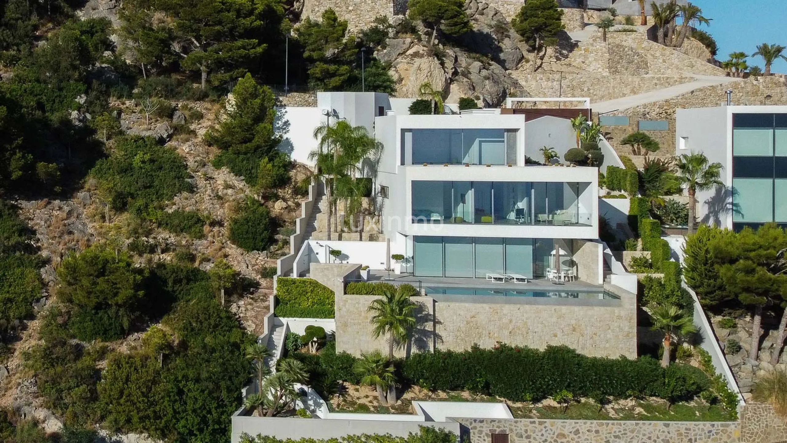 Moderna villa de lujo de nueva construcción en Mascarat con excepcionales vistas al mar y privacidad — photo 4