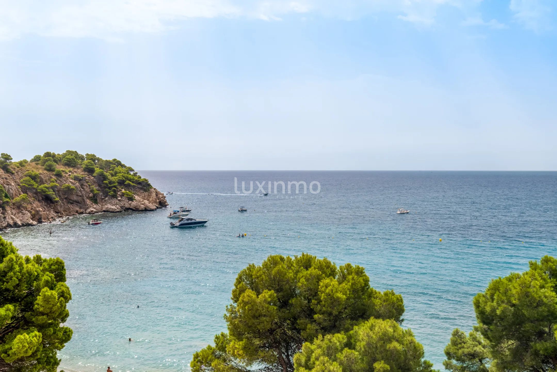 Moderna villa de lujo de nueva construcción en Mascarat con excepcionales vistas al mar y privacidad — photo 42