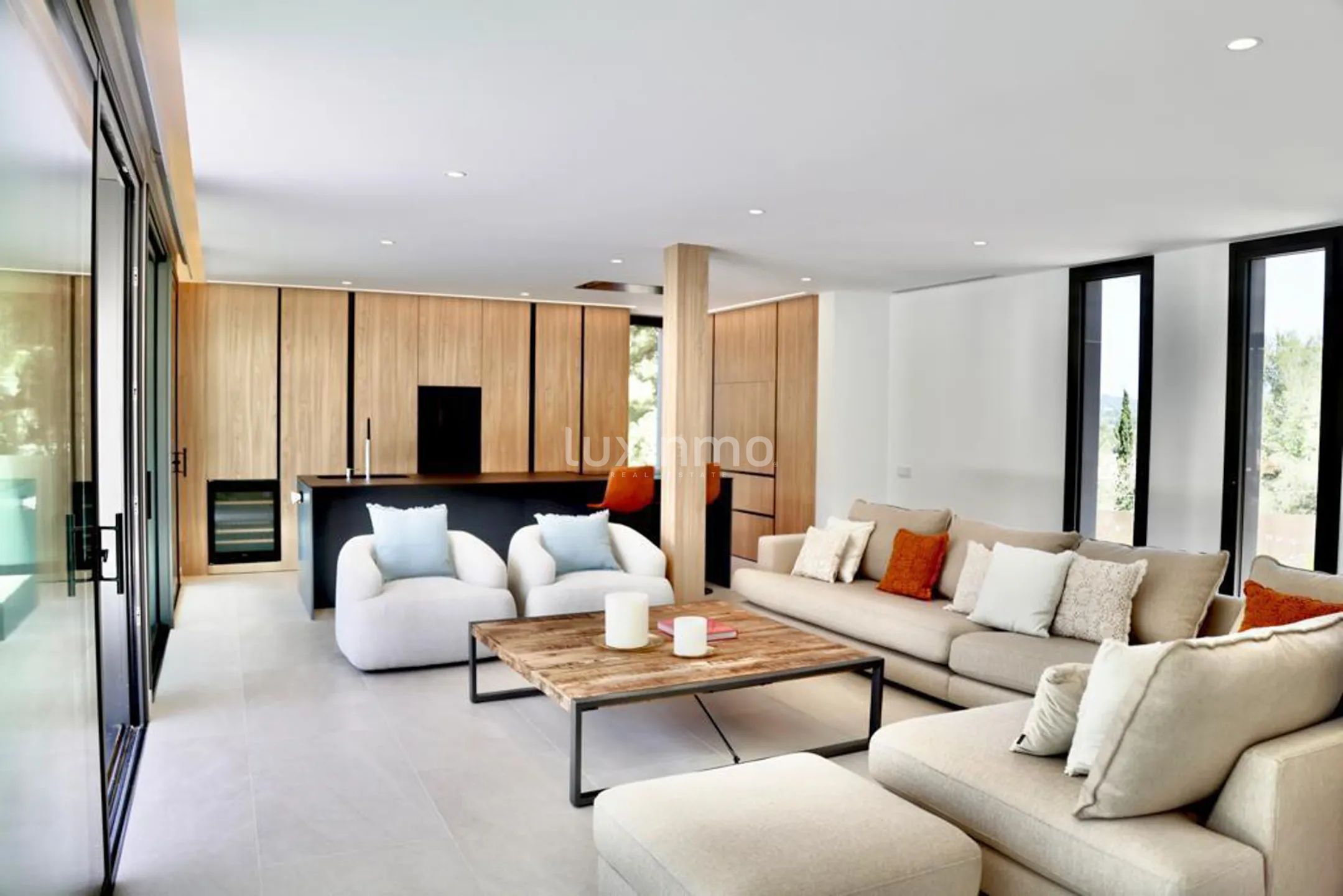 Wyjątkowa rezydencja o nowoczesnej architekturze — photo 10