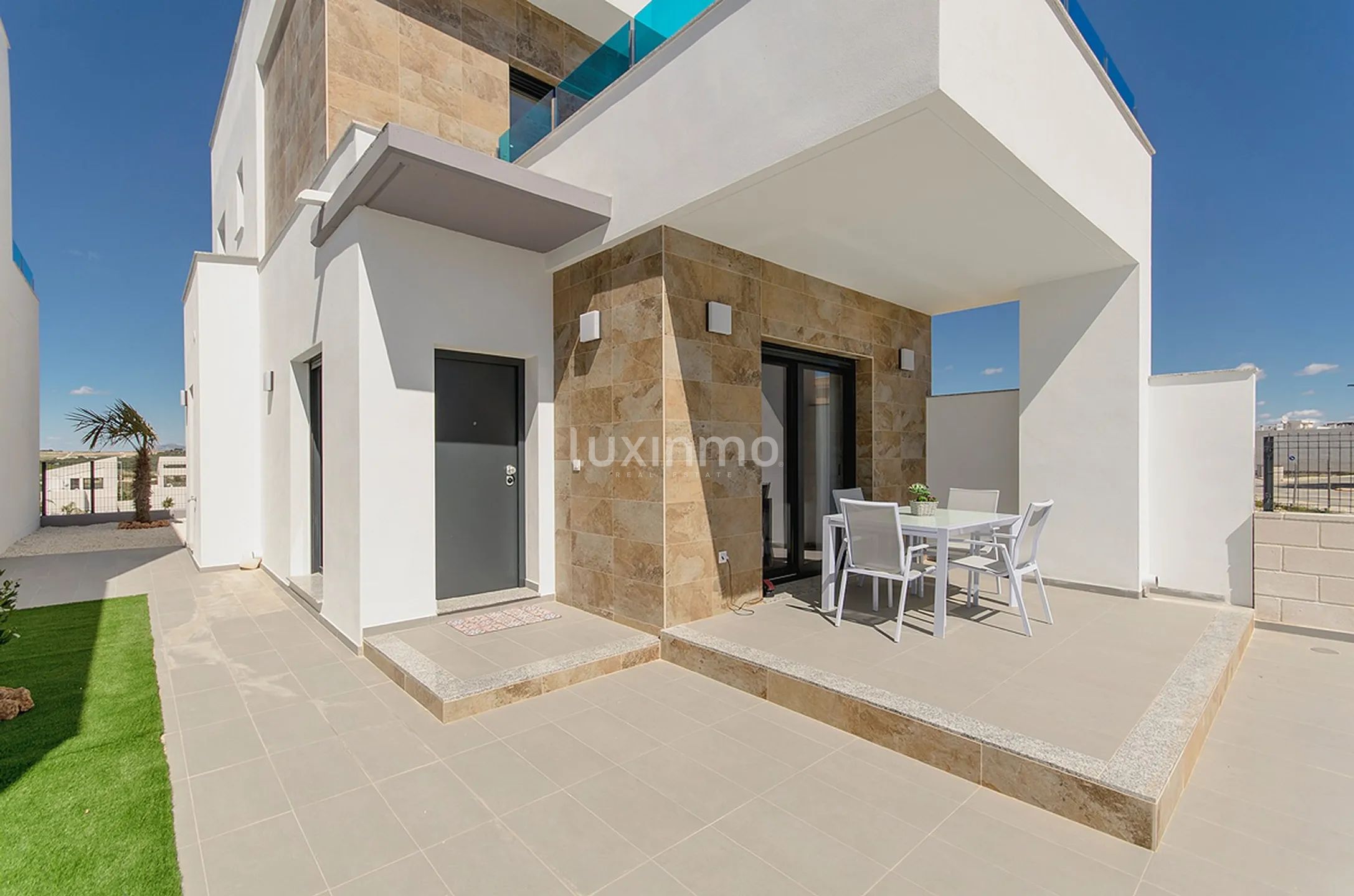 Detached villas in Polop with pool and parking — photo 2
