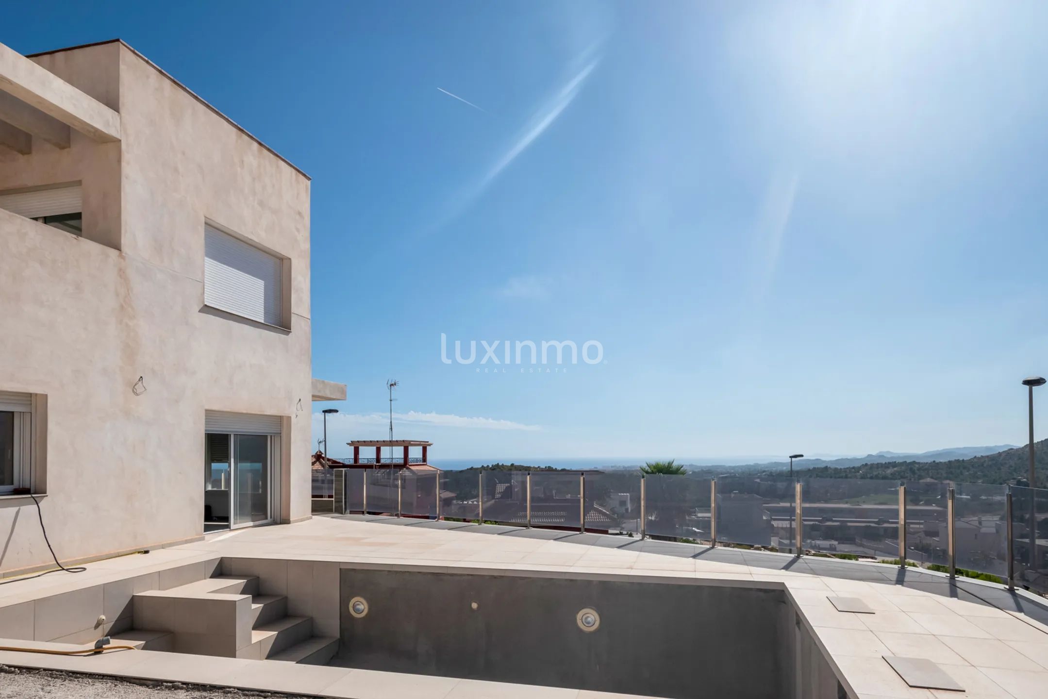 Villa in Balcon de Finestrat with breathtaking open views and sea views — photo 15