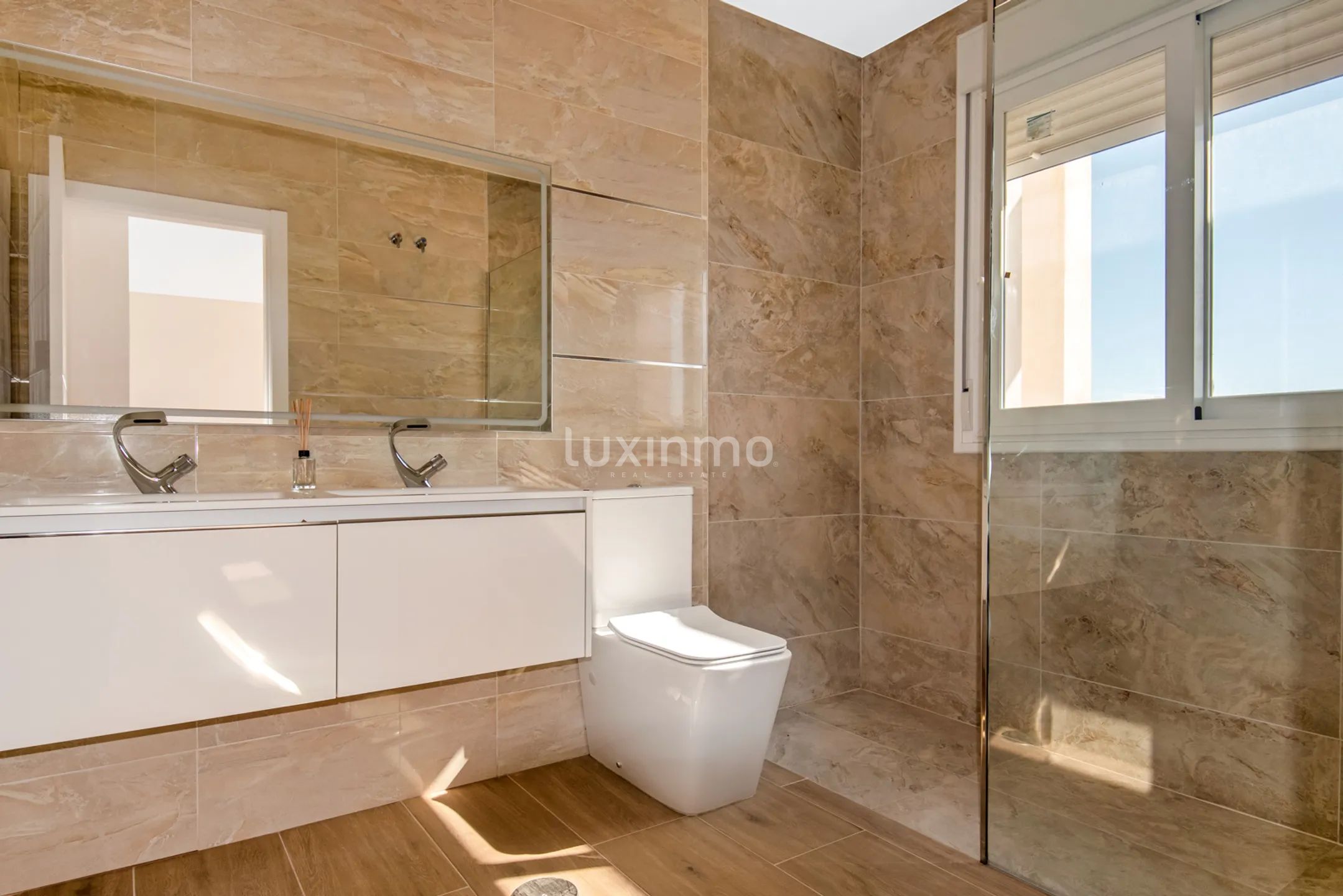 Villa in Balcon de Finestrat with breathtaking open views and sea views — photo 12