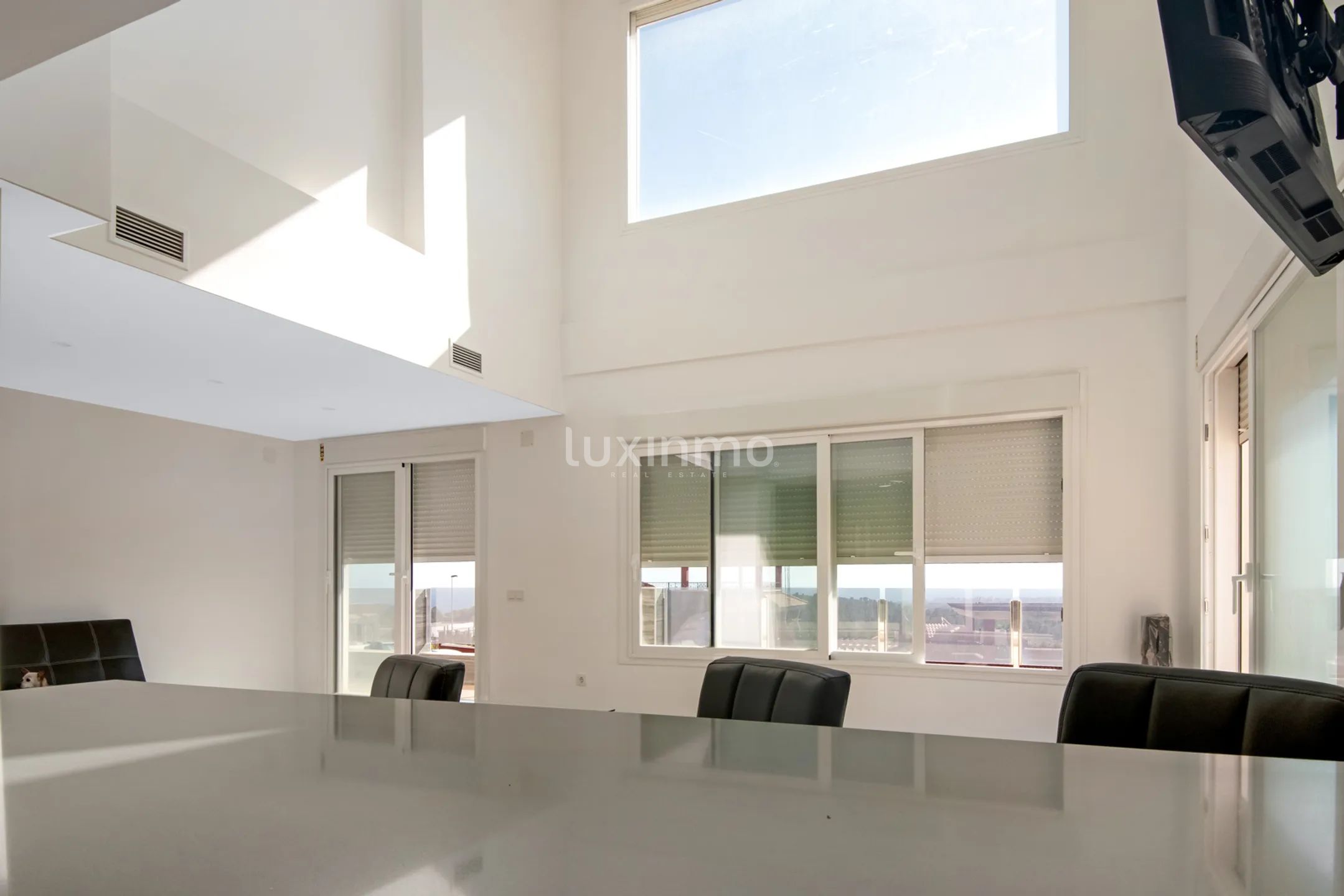 Villa in Balcon de Finestrat with breathtaking open views and sea views — photo 5