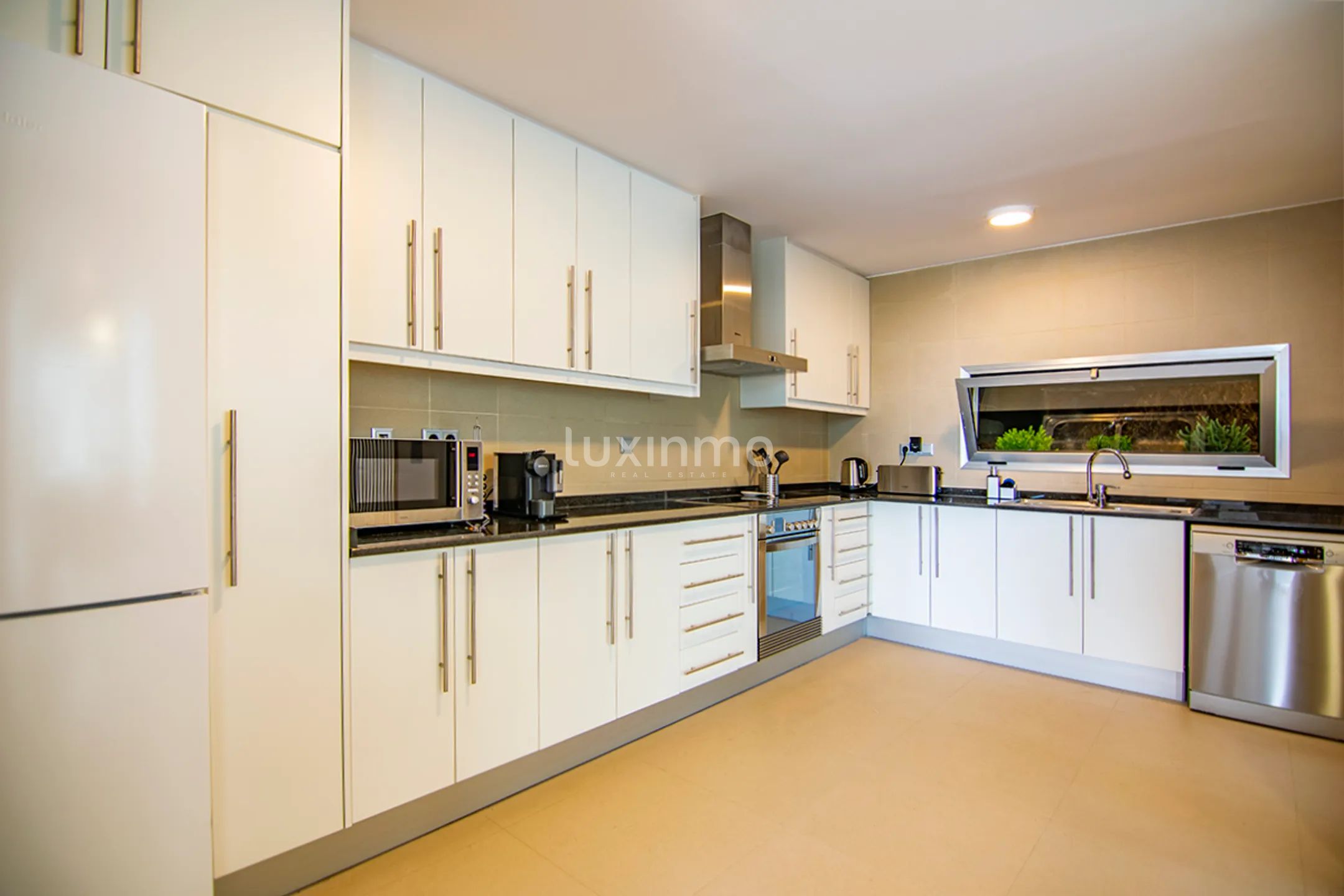 Modern designer villa for sale in Altea Hills — photo 22
