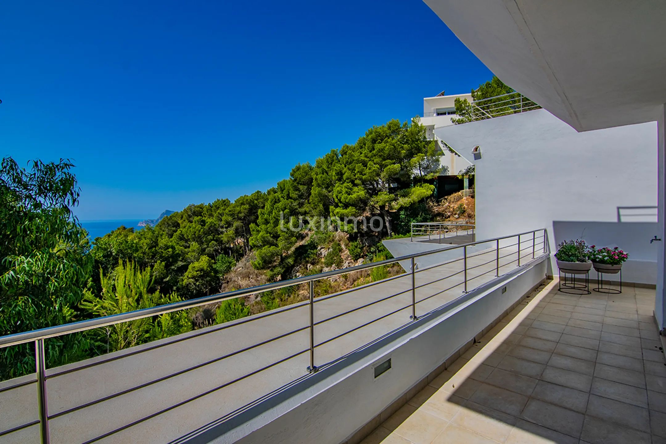 Modern designer villa for sale in Altea Hills — photo 36
