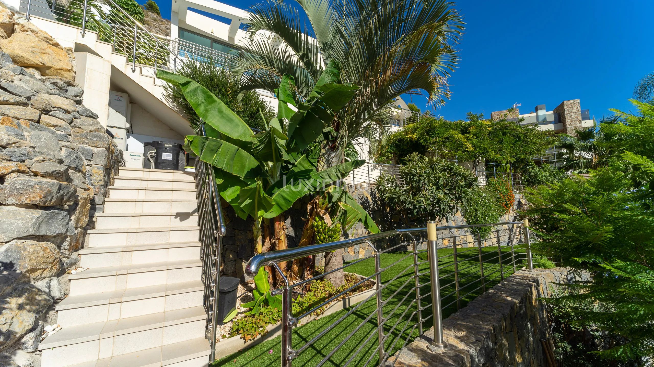 Modern villa with sea views in Altea Hills — photo 46