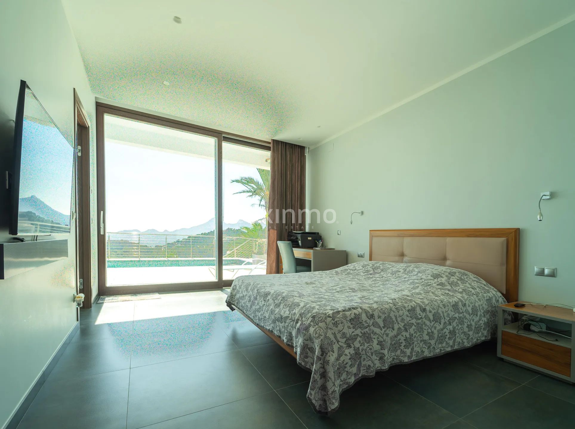 Modern villa with sea views in Altea Hills — photo 22