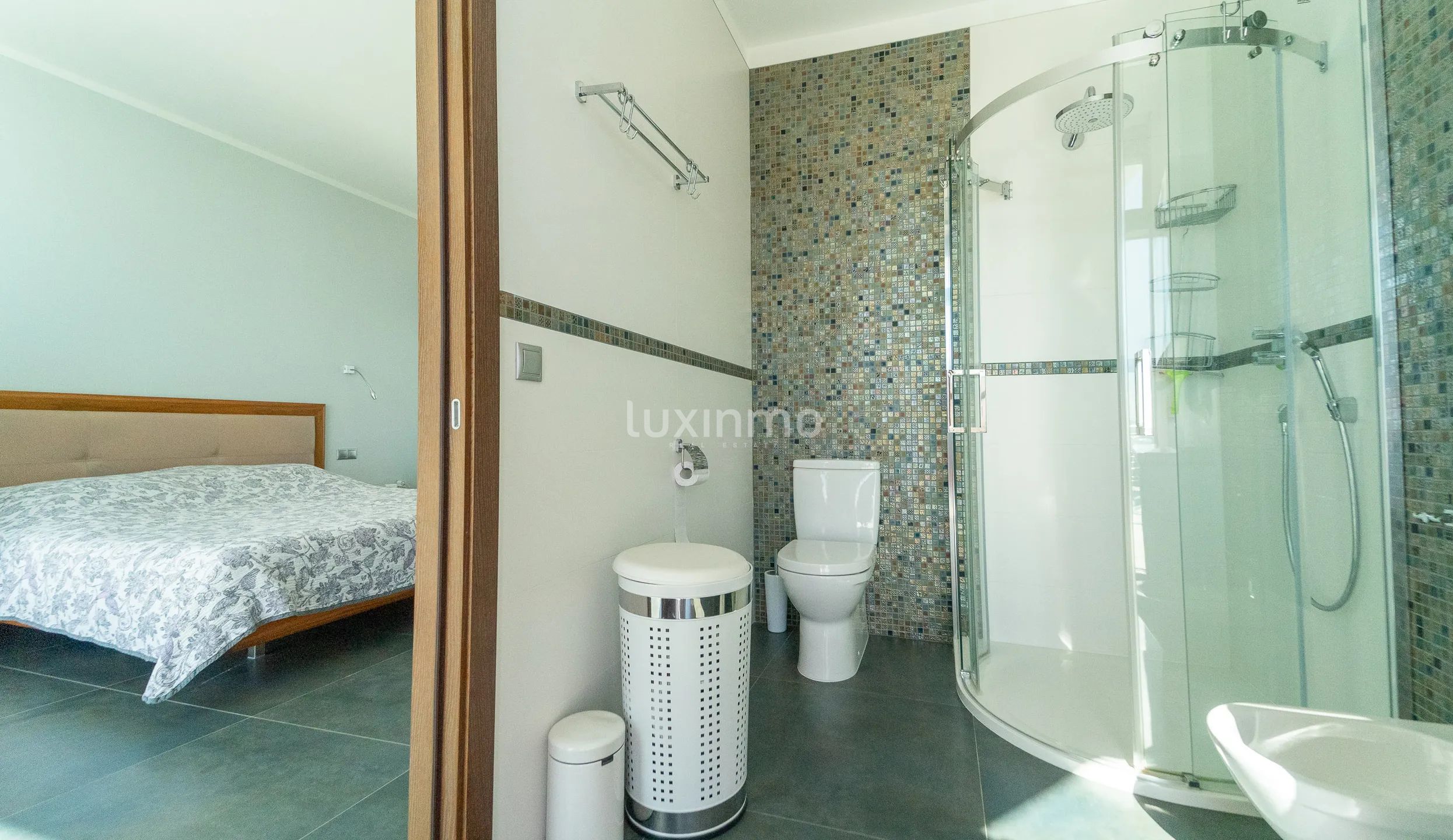 Modern villa with sea views in Altea Hills — photo 23