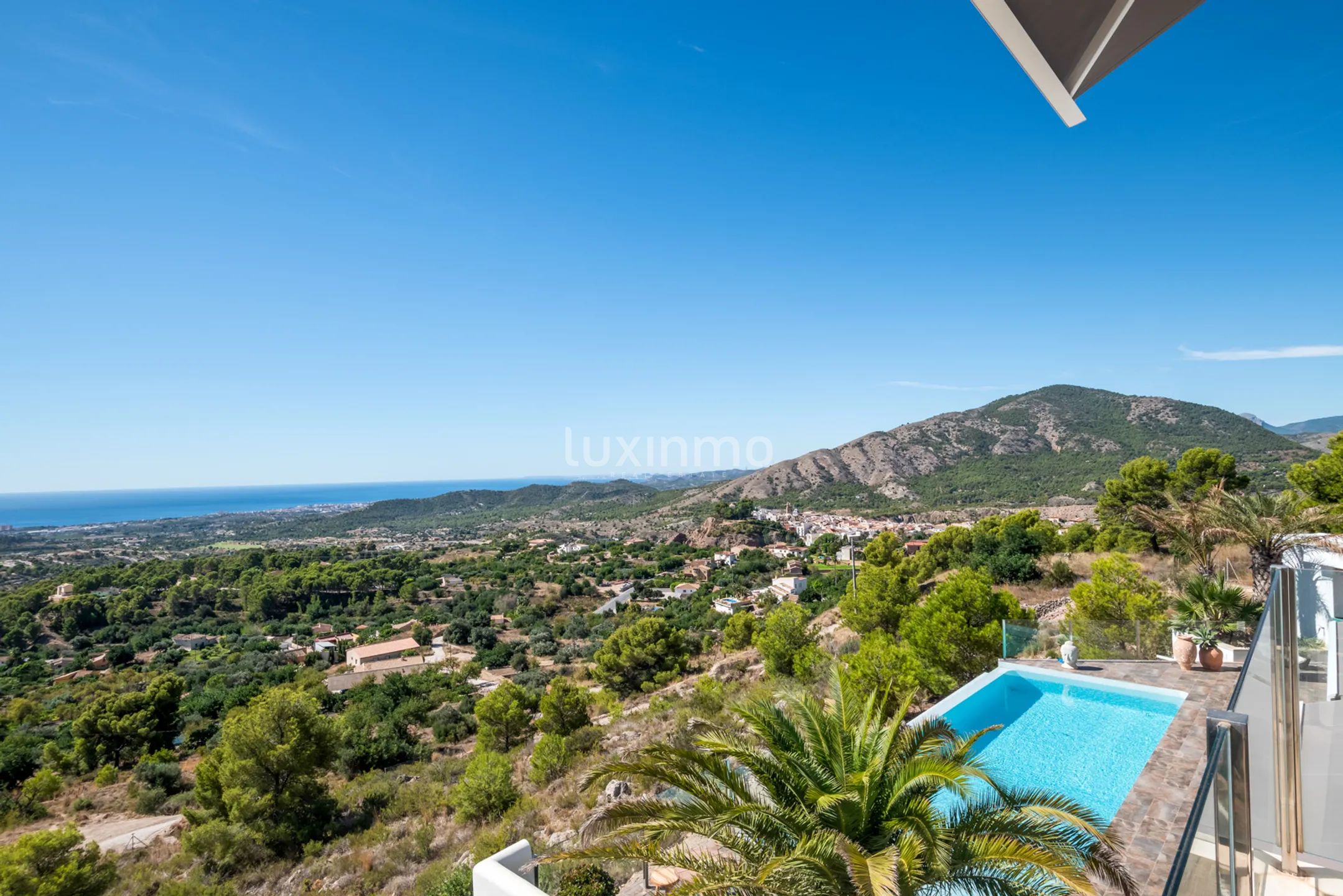 Villa de luxe dans le village de Finestrat — photo 23