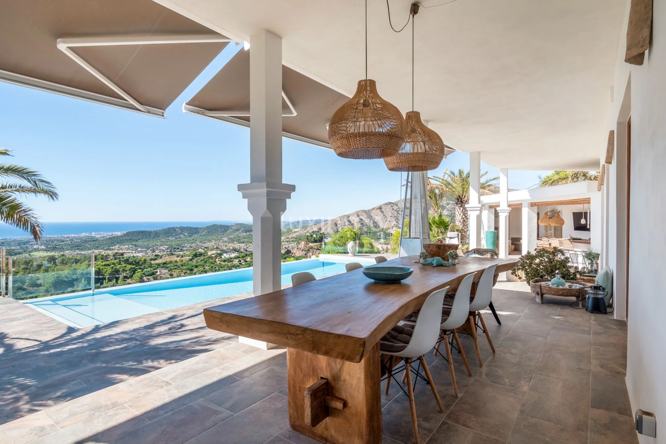 Villa de luxe dans le village de Finestrat — photo 16