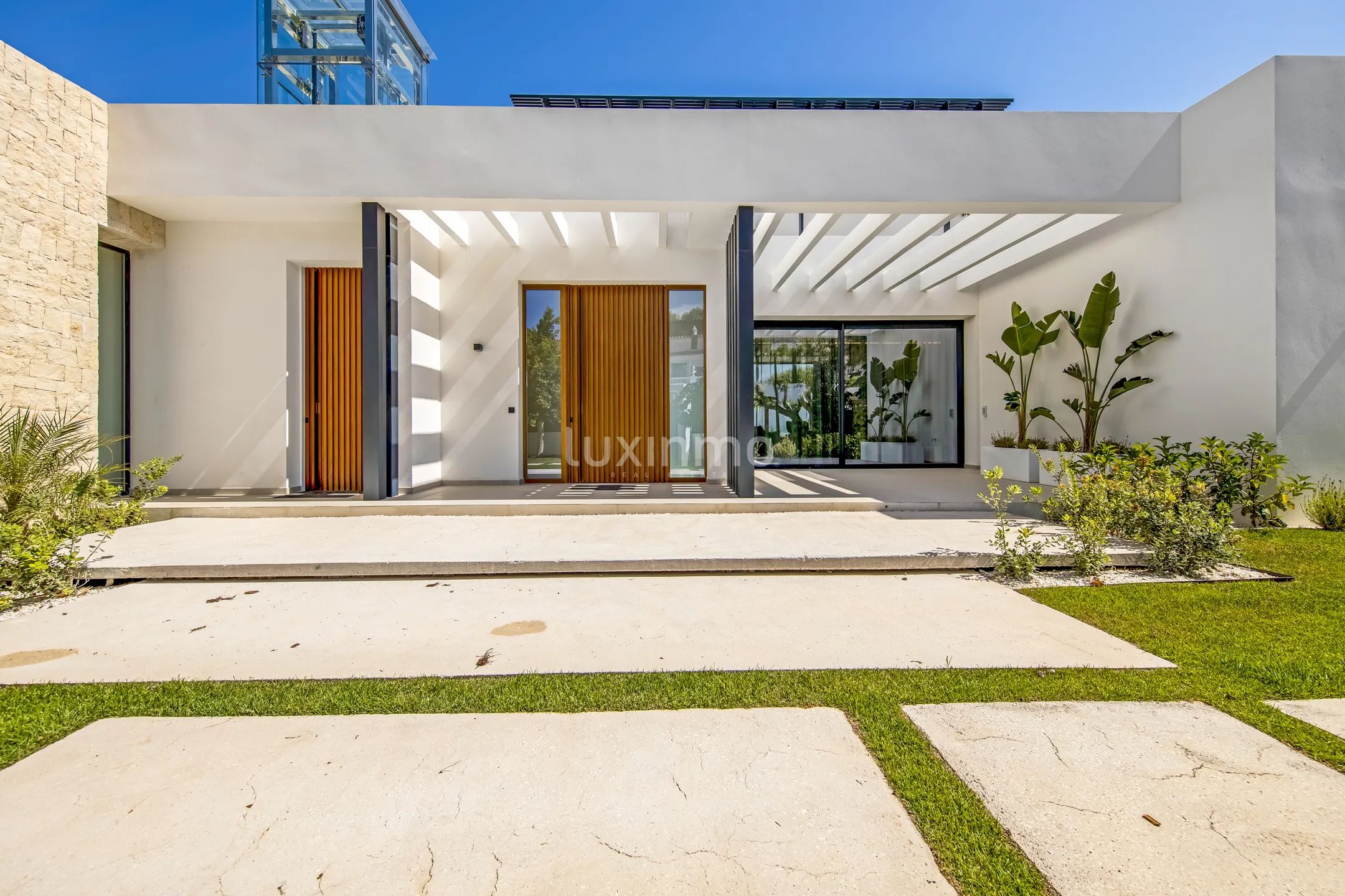 Large luxury villa for sale in Albir — photo 3