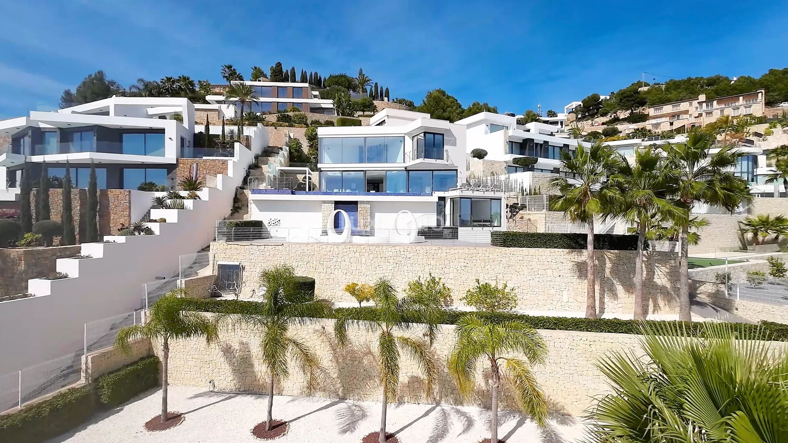 Villa te koop met prachtig zeezicht in Benissa Fustera — photo 1