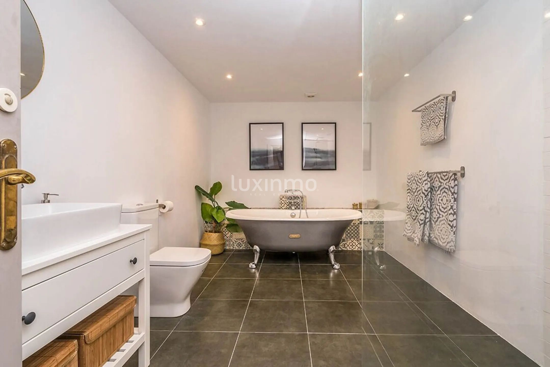 Koselig og romslig villa til salgs i Javea Montgo-området — photo 28