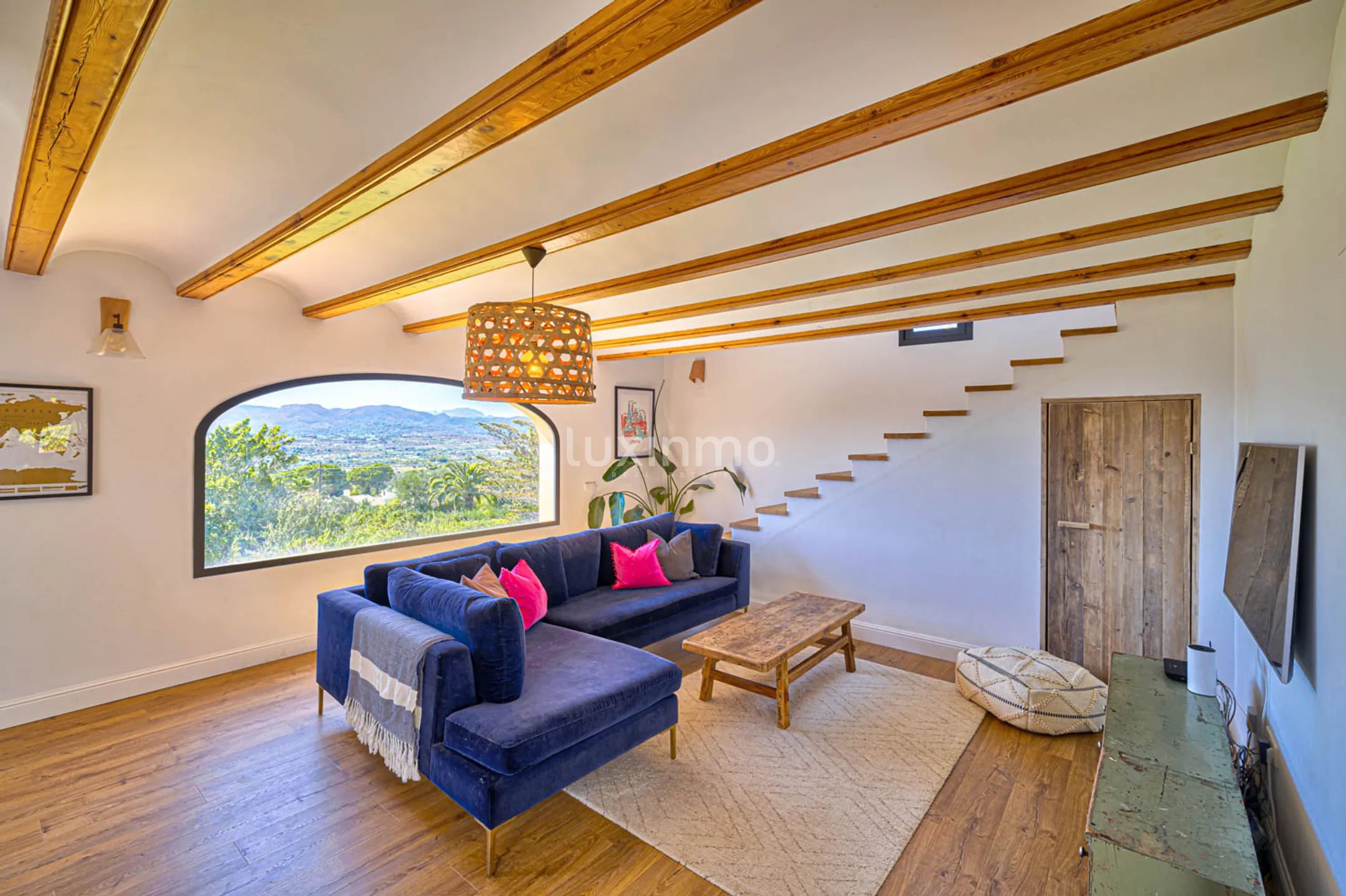 Koselig og romslig villa til salgs i Javea Montgo-området — photo 21