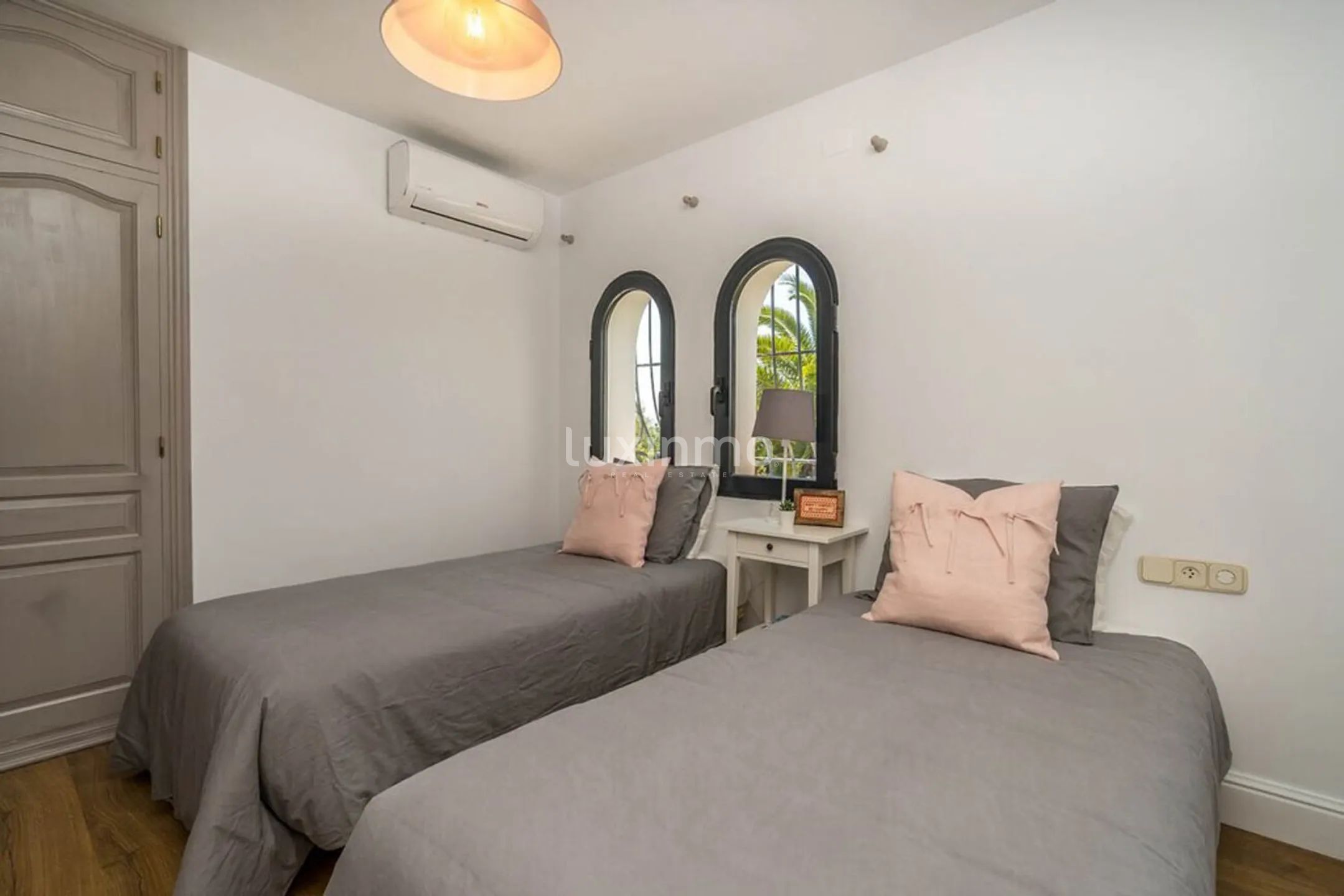 Koselig og romslig villa til salgs i Javea Montgo-området — photo 18