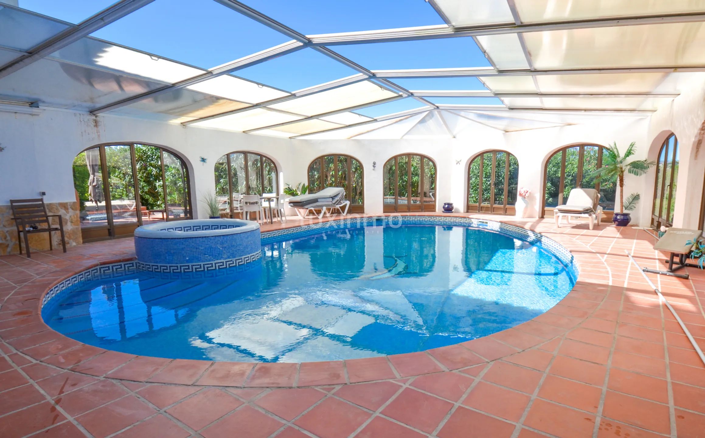 Прекрасная и солнечная вилла недалеко от Хавеи — photo 27