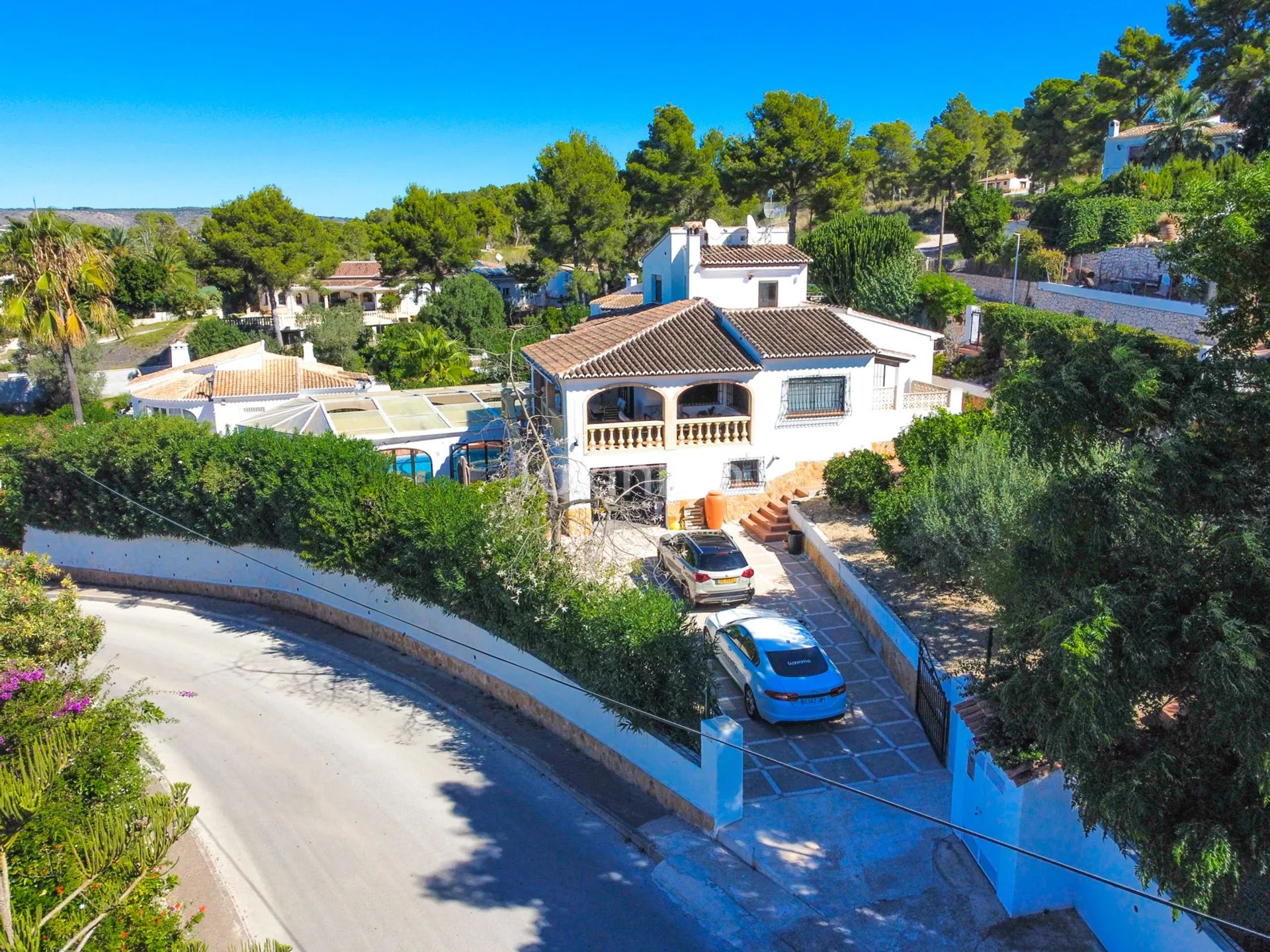 Прекрасная и солнечная вилла недалеко от Хавеи — photo 35