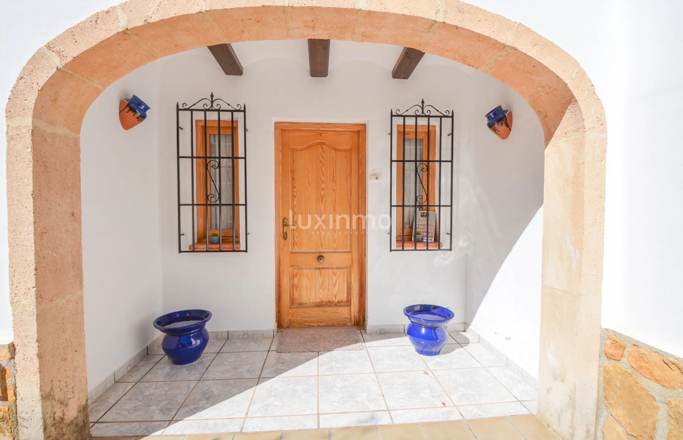 Прекрасная и солнечная вилла недалеко от Хавеи — photo 39