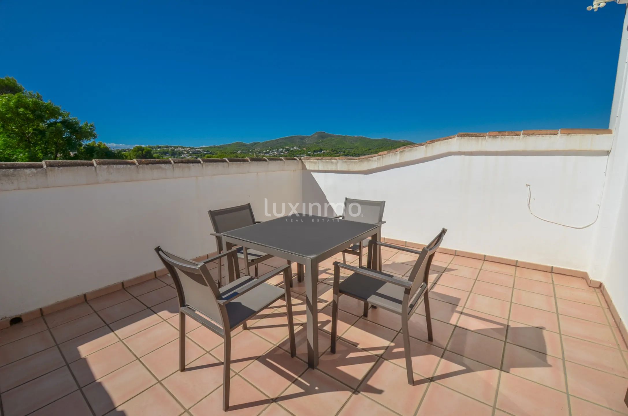 Прекрасная и солнечная вилла недалеко от Хавеи — photo 67