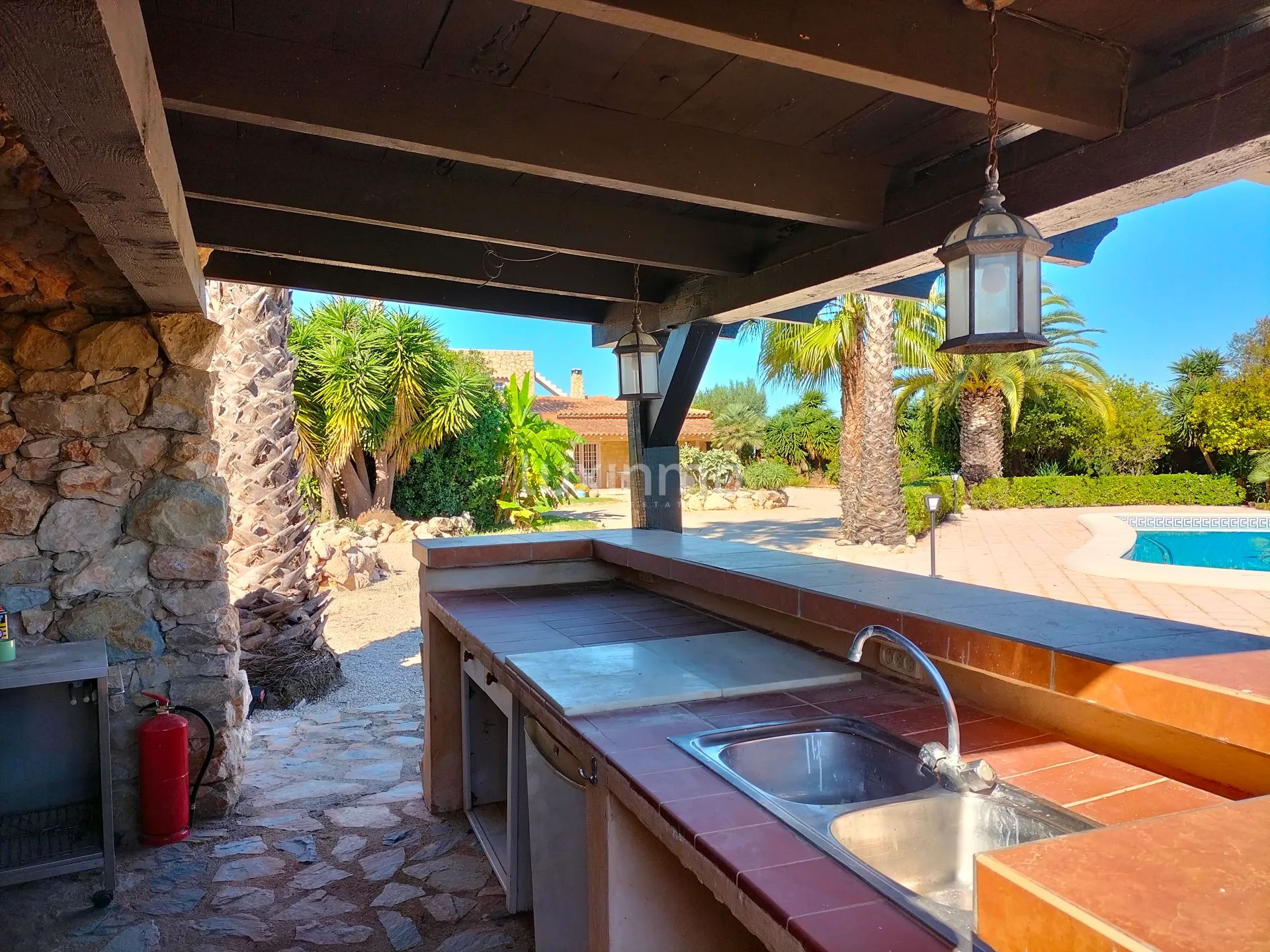 Well maintained finca with lots of charm and privacy — photo 6