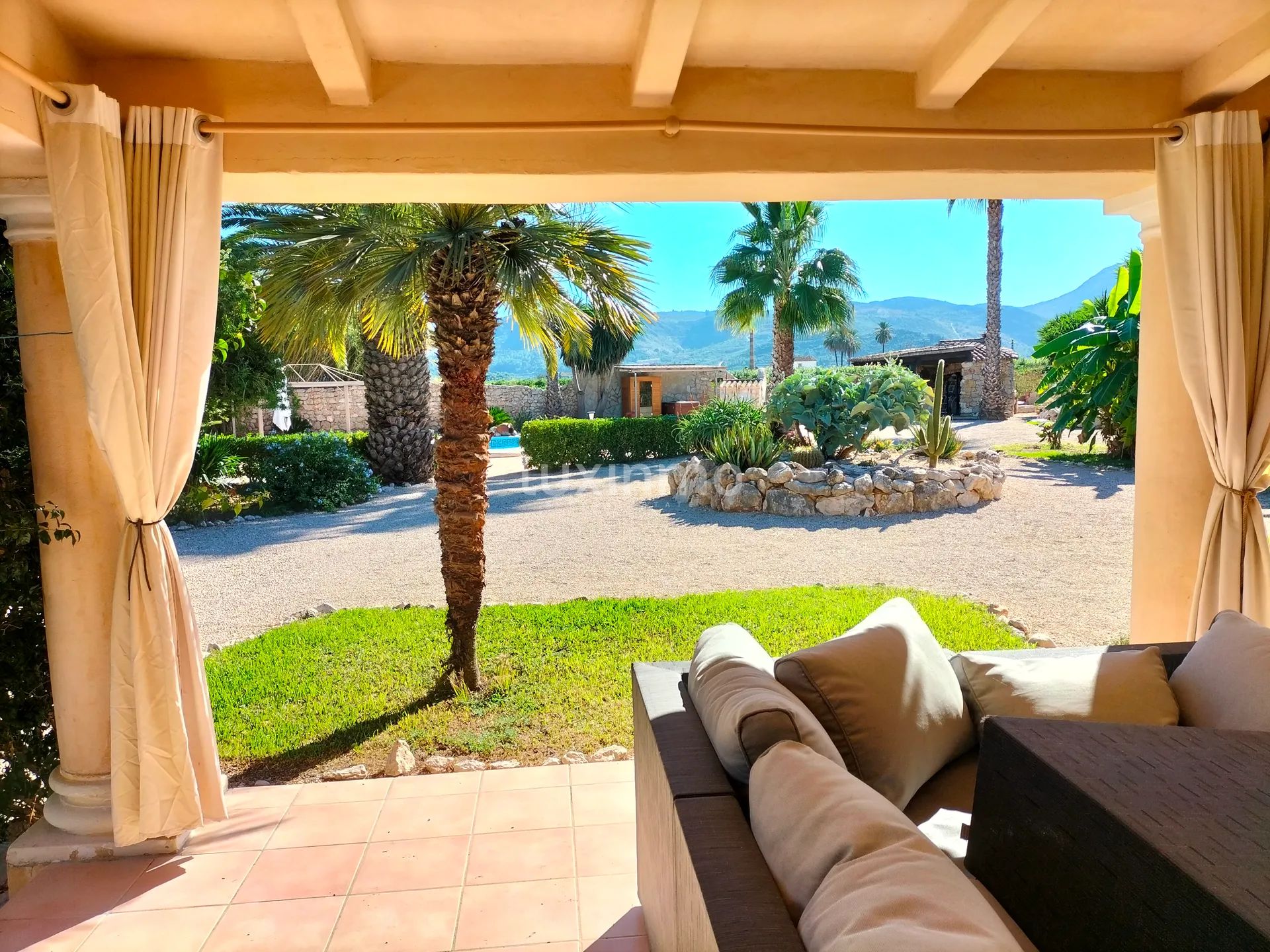 Well maintained finca with lots of charm and privacy — photo 10