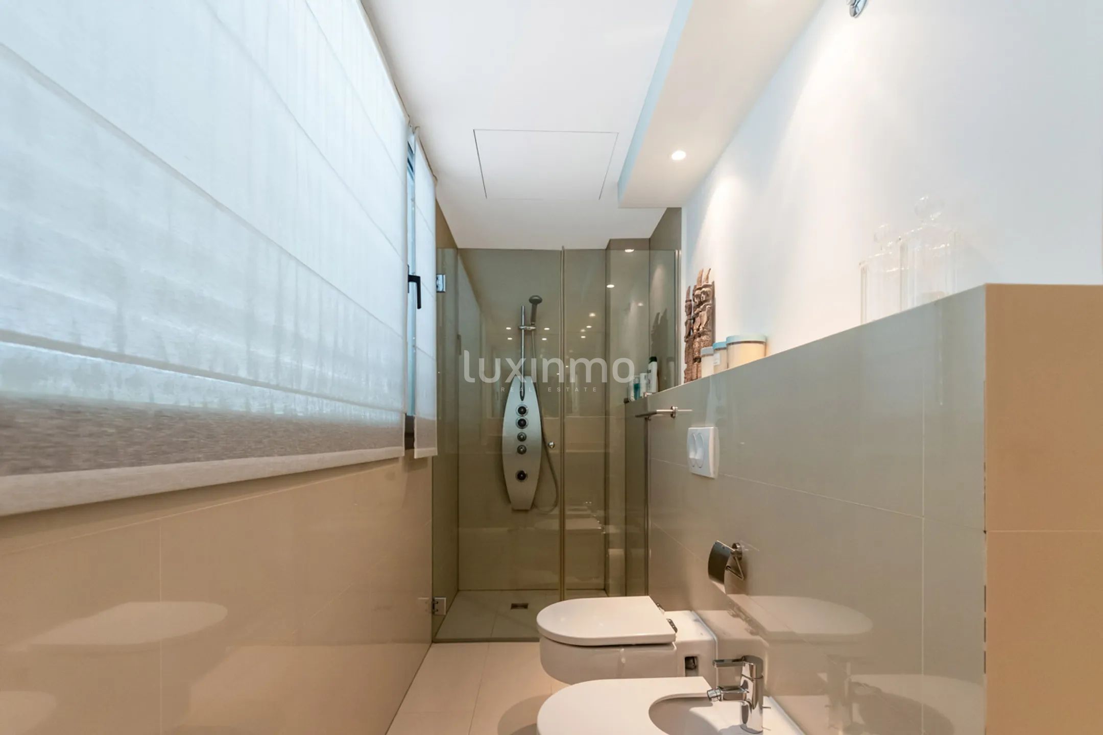 Louer un appartement avec vue sur la mer à Mascarat Beach Altea — photo 29