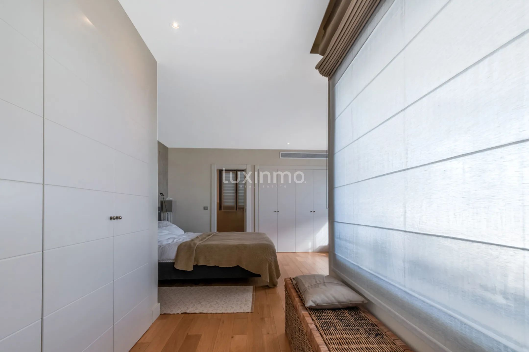 Louer un appartement avec vue sur la mer à Mascarat Beach Altea — photo 24