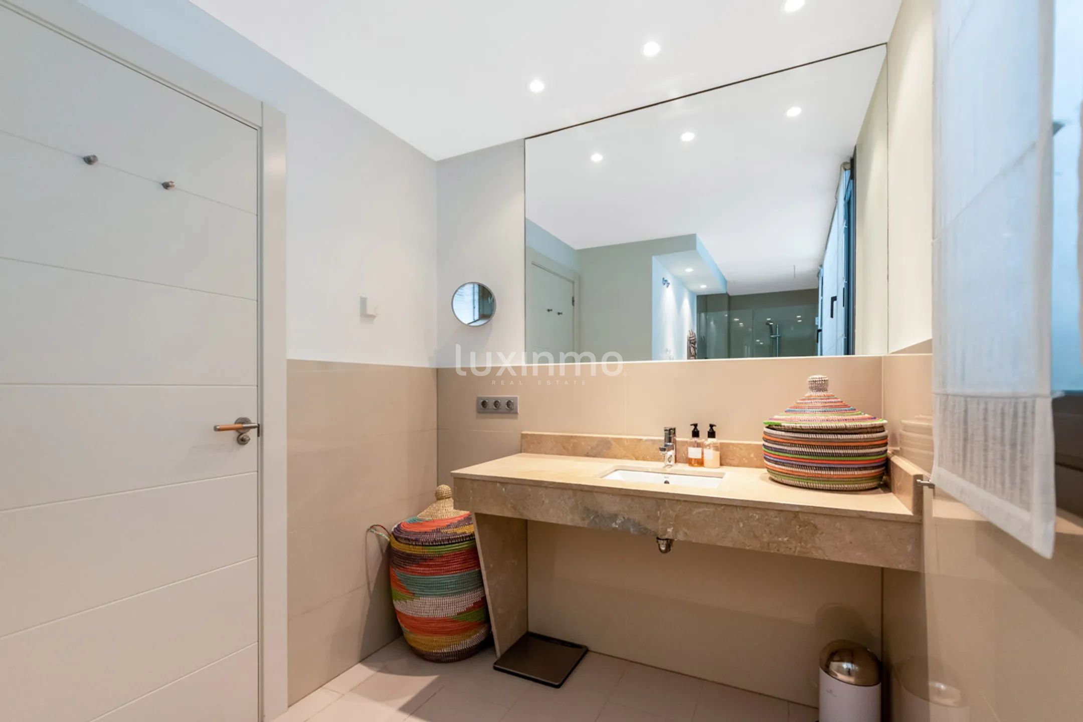 Louer un appartement avec vue sur la mer à Mascarat Beach Altea — photo 28