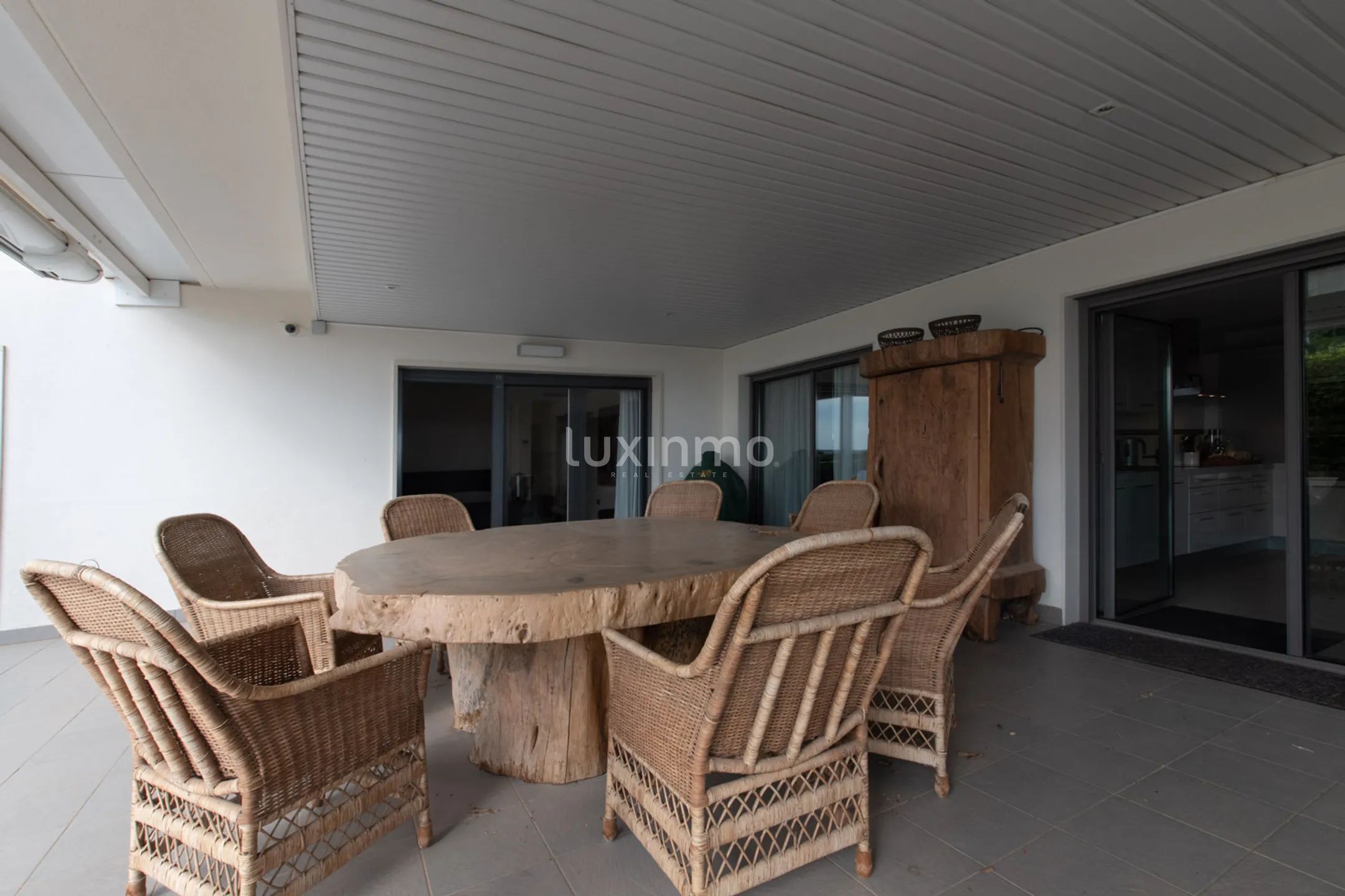 Louer un appartement avec vue sur la mer à Mascarat Beach Altea — photo 34