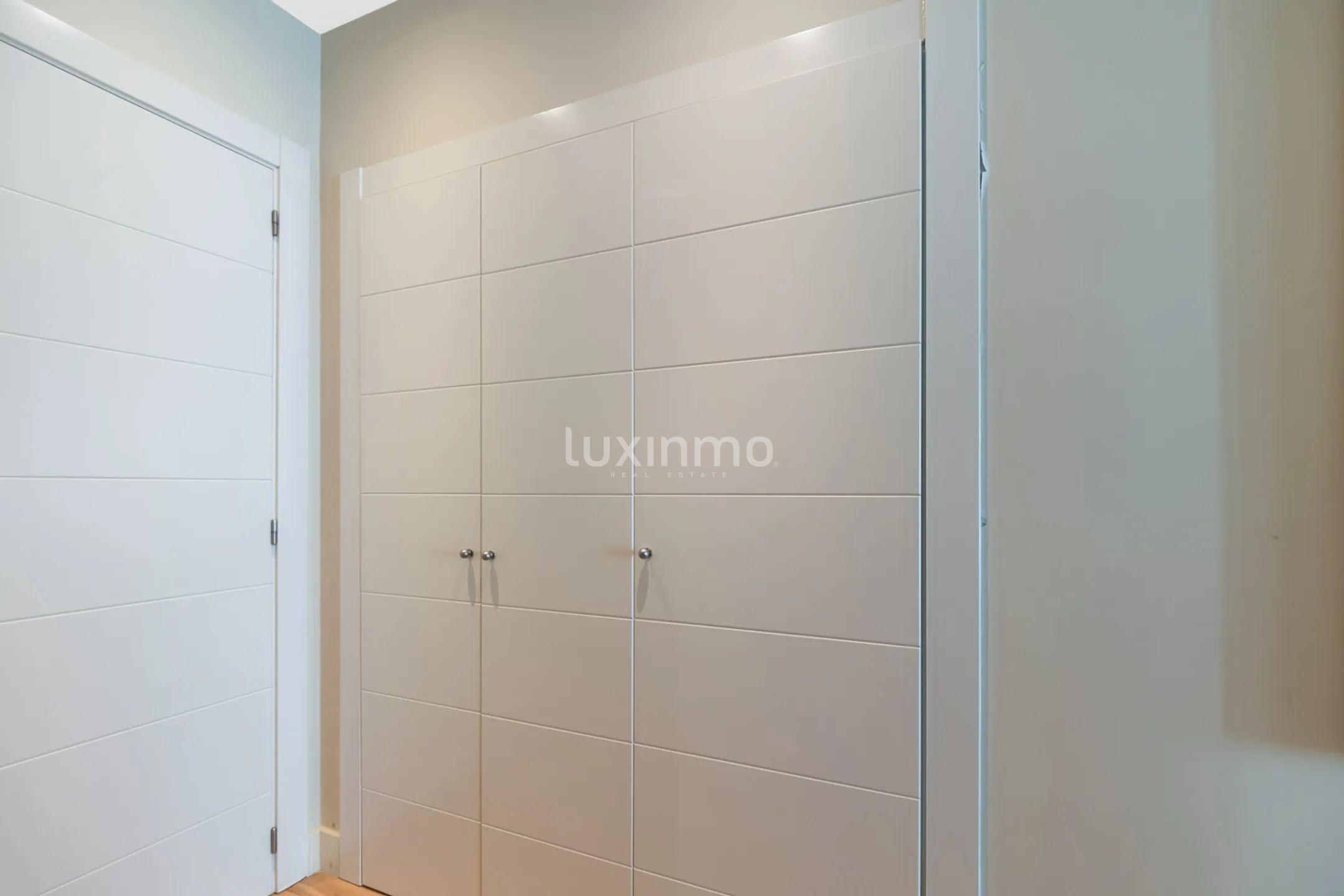 Louer un appartement avec vue sur la mer à Mascarat Beach Altea — photo 9