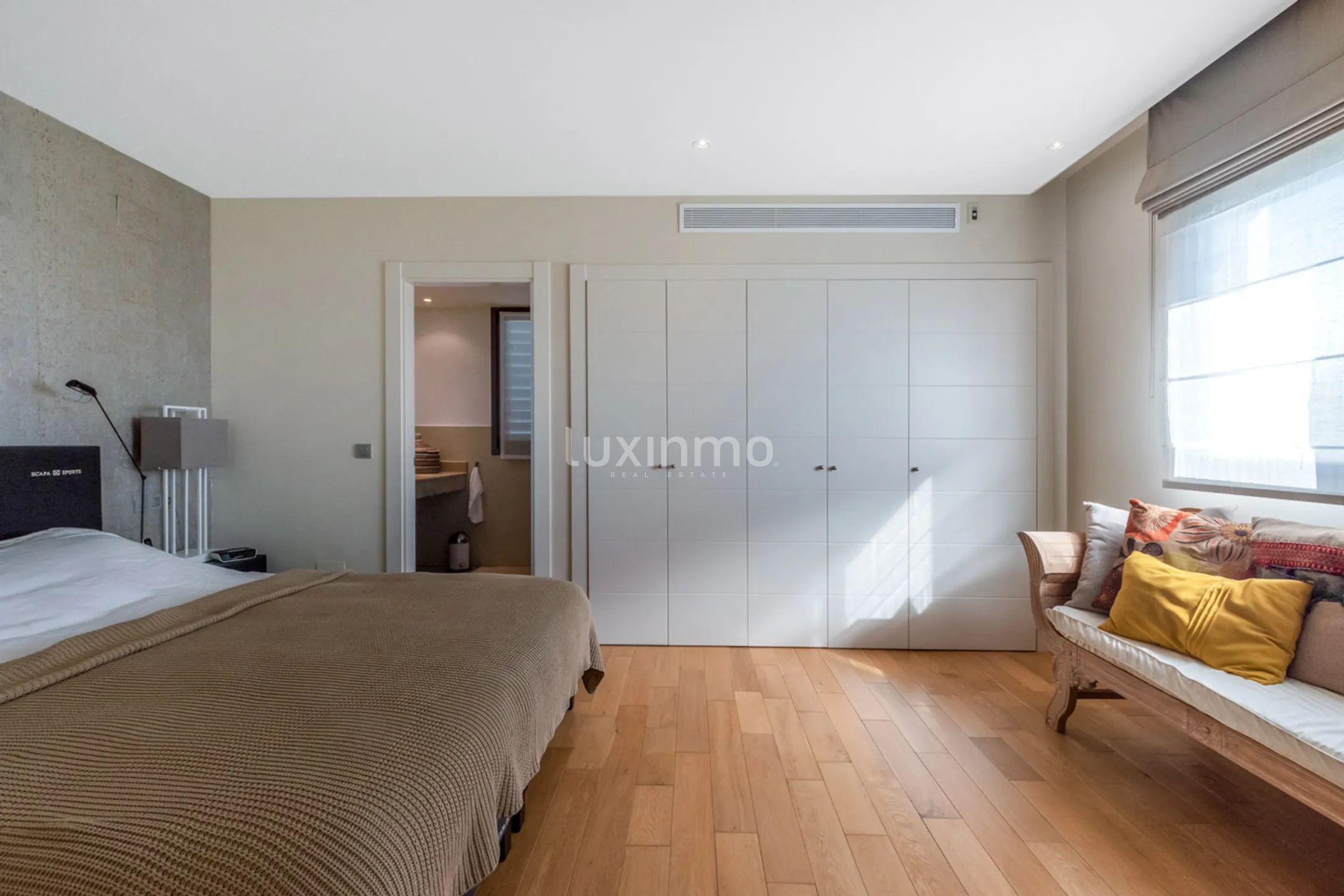 Louer un appartement avec vue sur la mer à Mascarat Beach Altea — photo 25