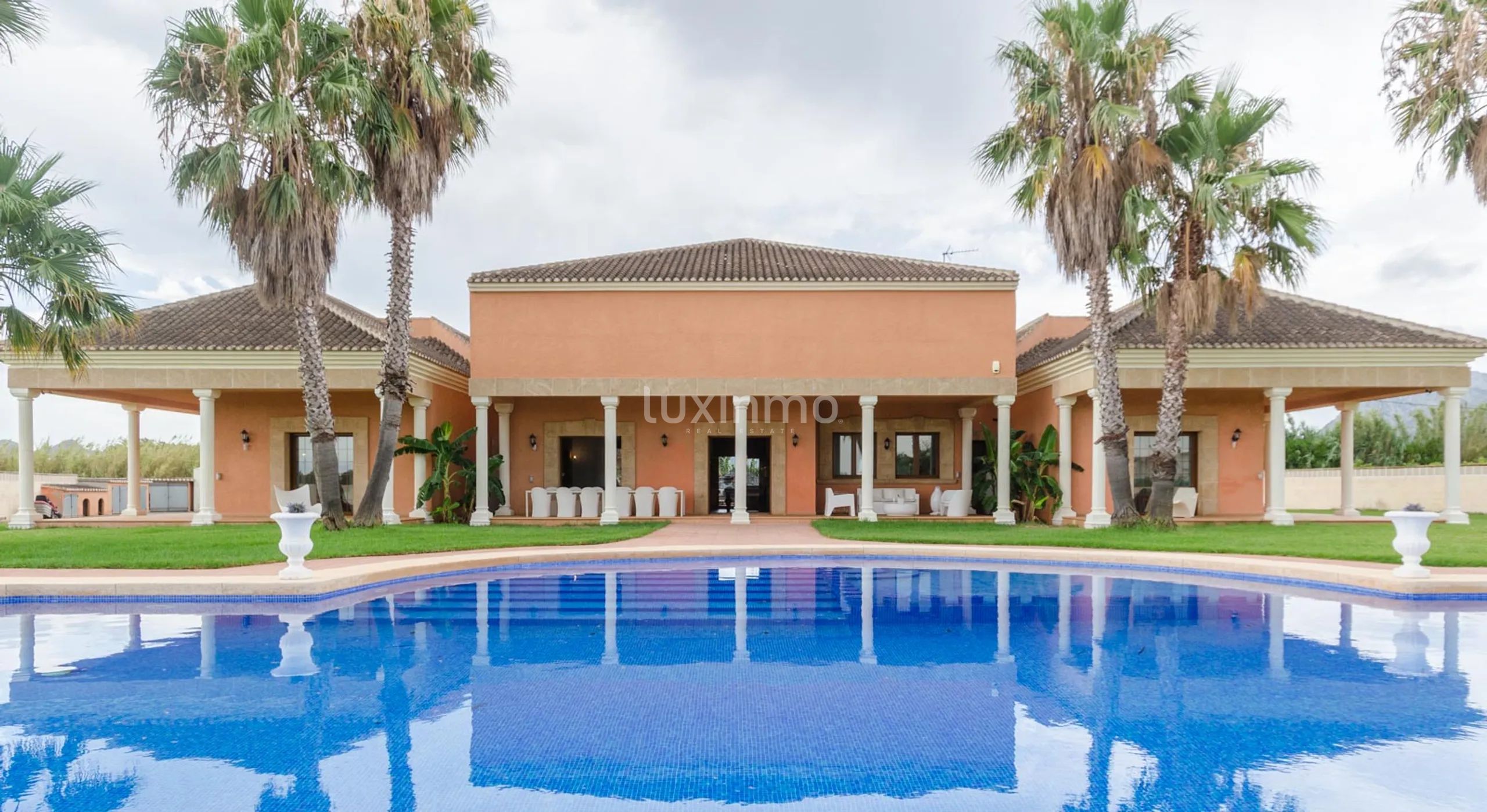 One-storey luxury villa in Denia