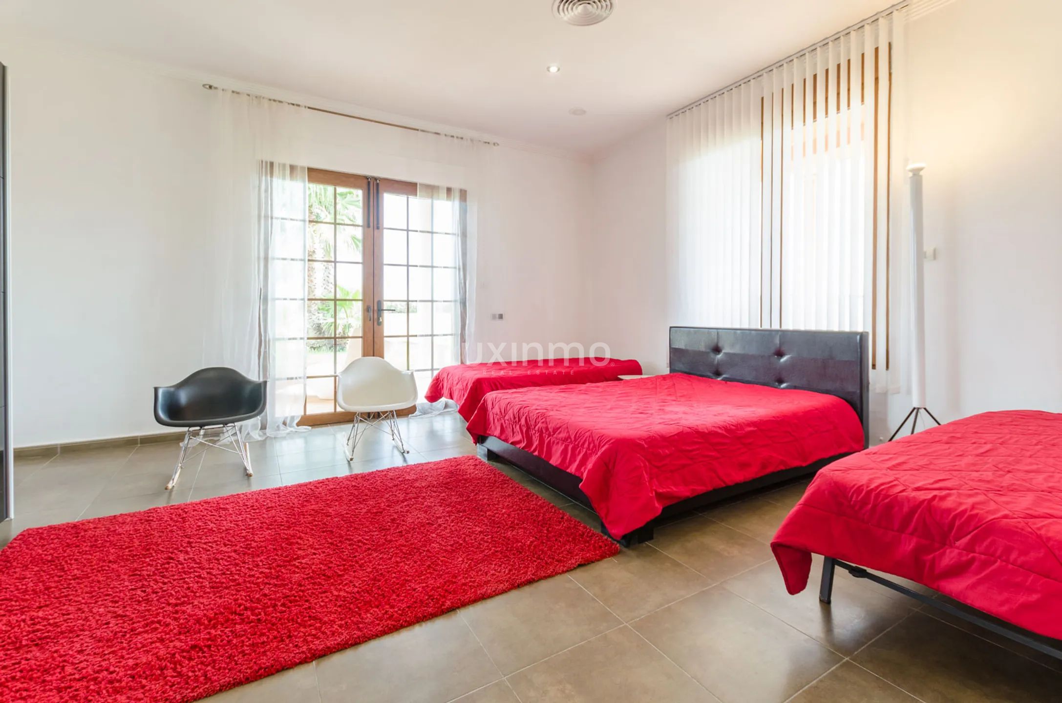 One-storey luxury villa in Denia — photo 22