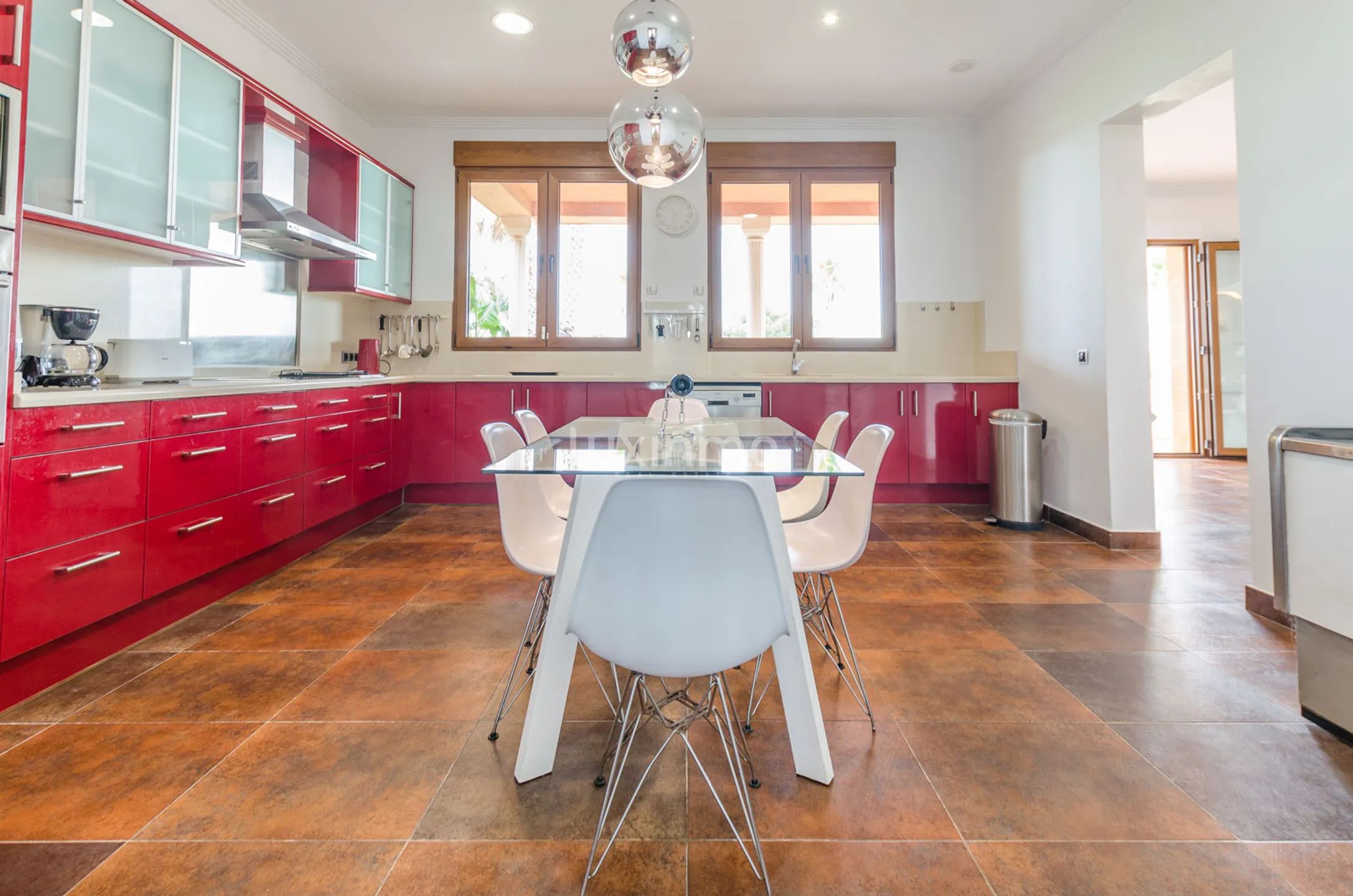 One-storey luxury villa in Denia — photo 17