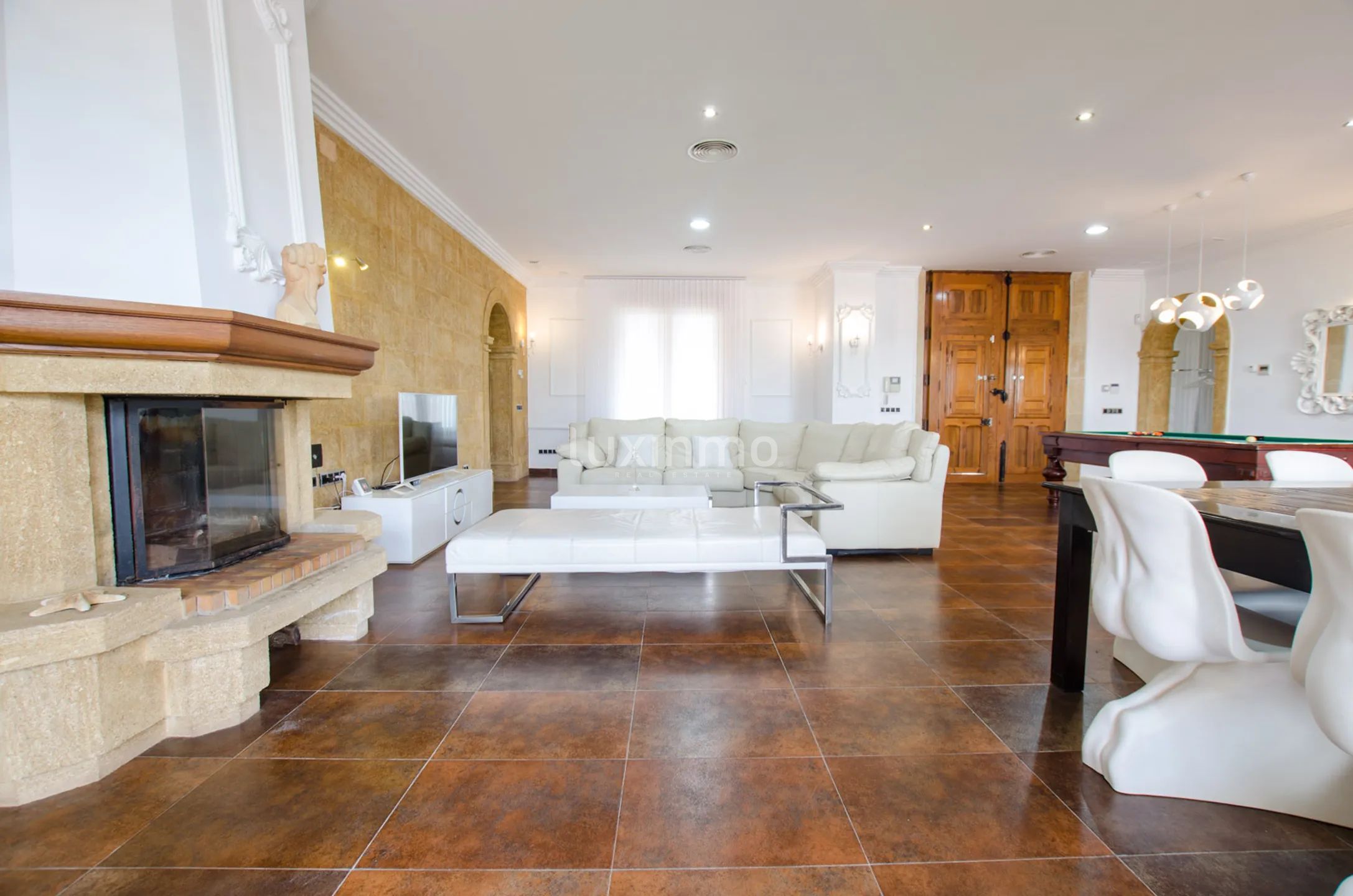 One-storey luxury villa in Denia — photo 16