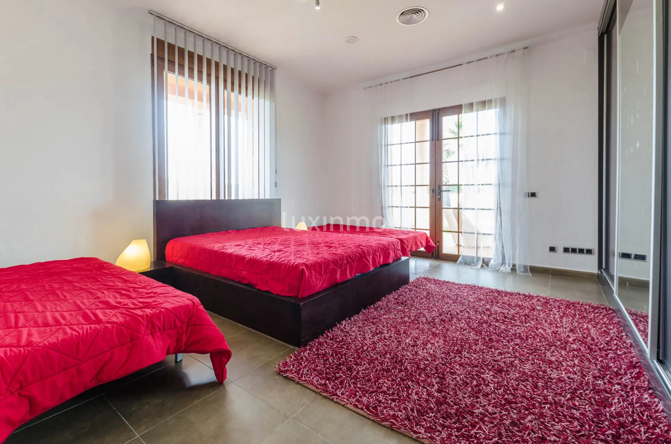 One-storey luxury villa in Denia — photo 26