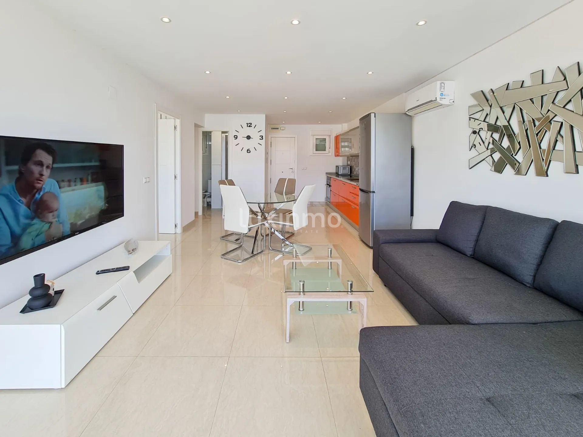 Precioso apartamento con vistas al mar en Benidorm para alquilar — photo 3