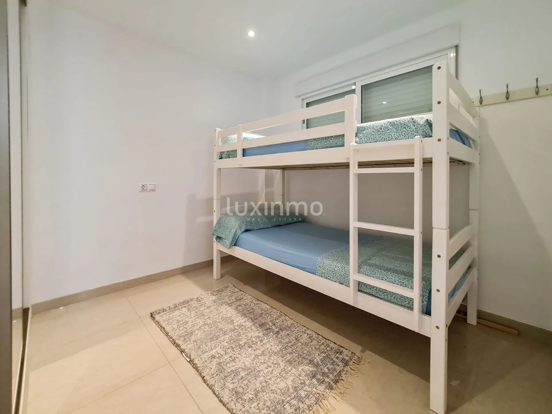 Precioso apartamento con vistas al mar en Benidorm para alquilar — photo 11