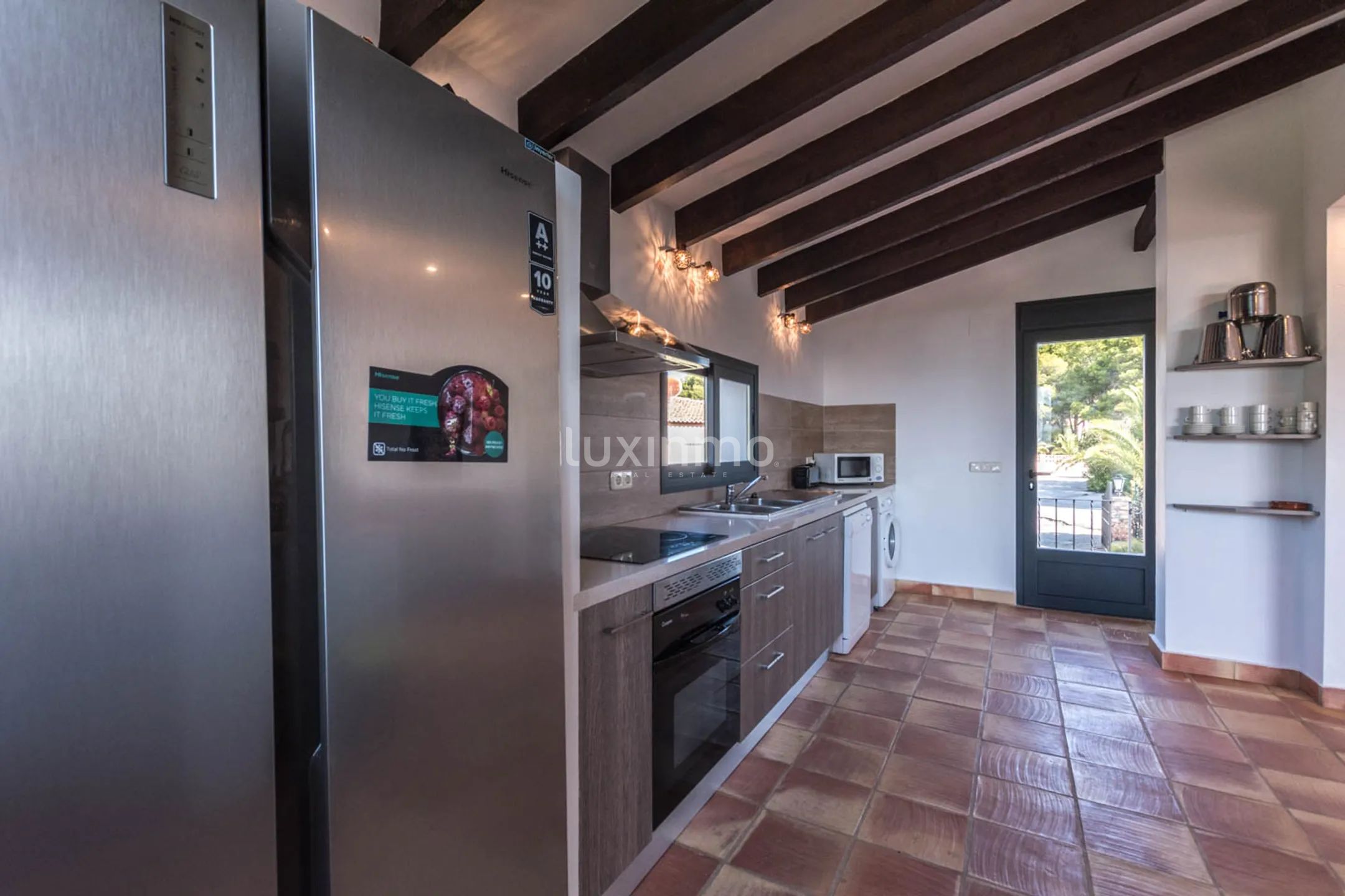 Rustic detached house with stunning sea and mountain views — photo 17